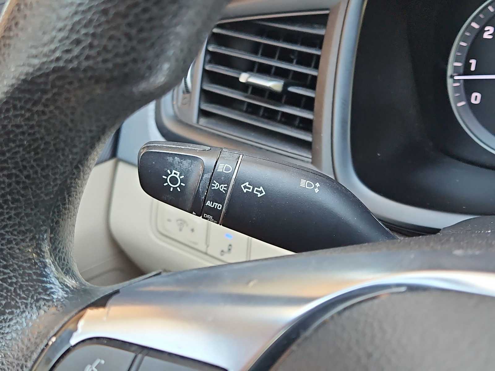 Thumbnail: 2018 Hyundai Sonata - 26