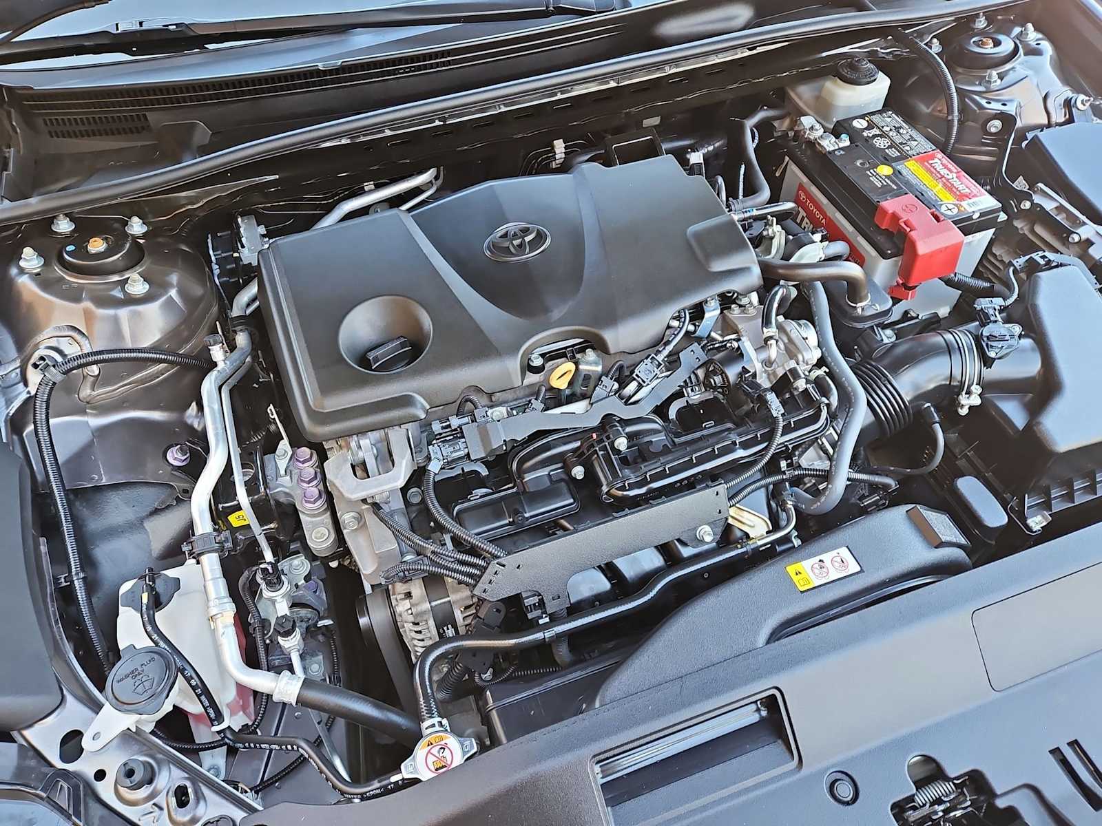 Thumbnail: 2022 Toyota Camry - 14