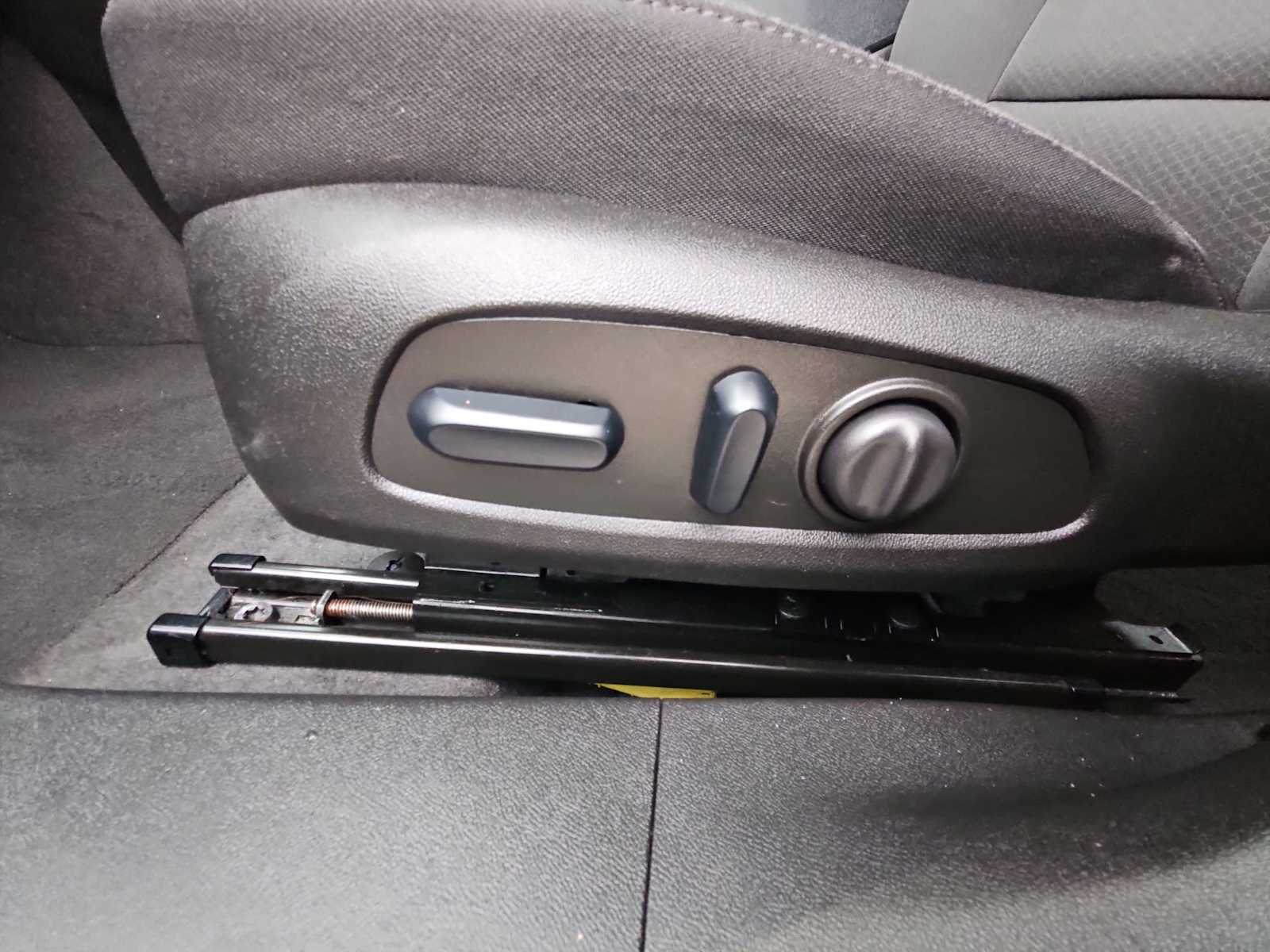 Thumbnail: 2025 Chevrolet Malibu - 18