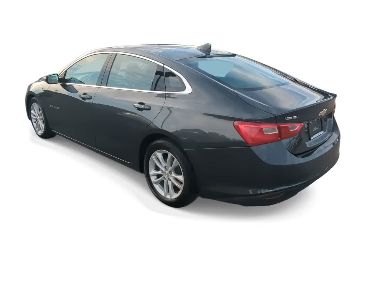Thumbnail: 2016 Chevrolet Malibu - 6