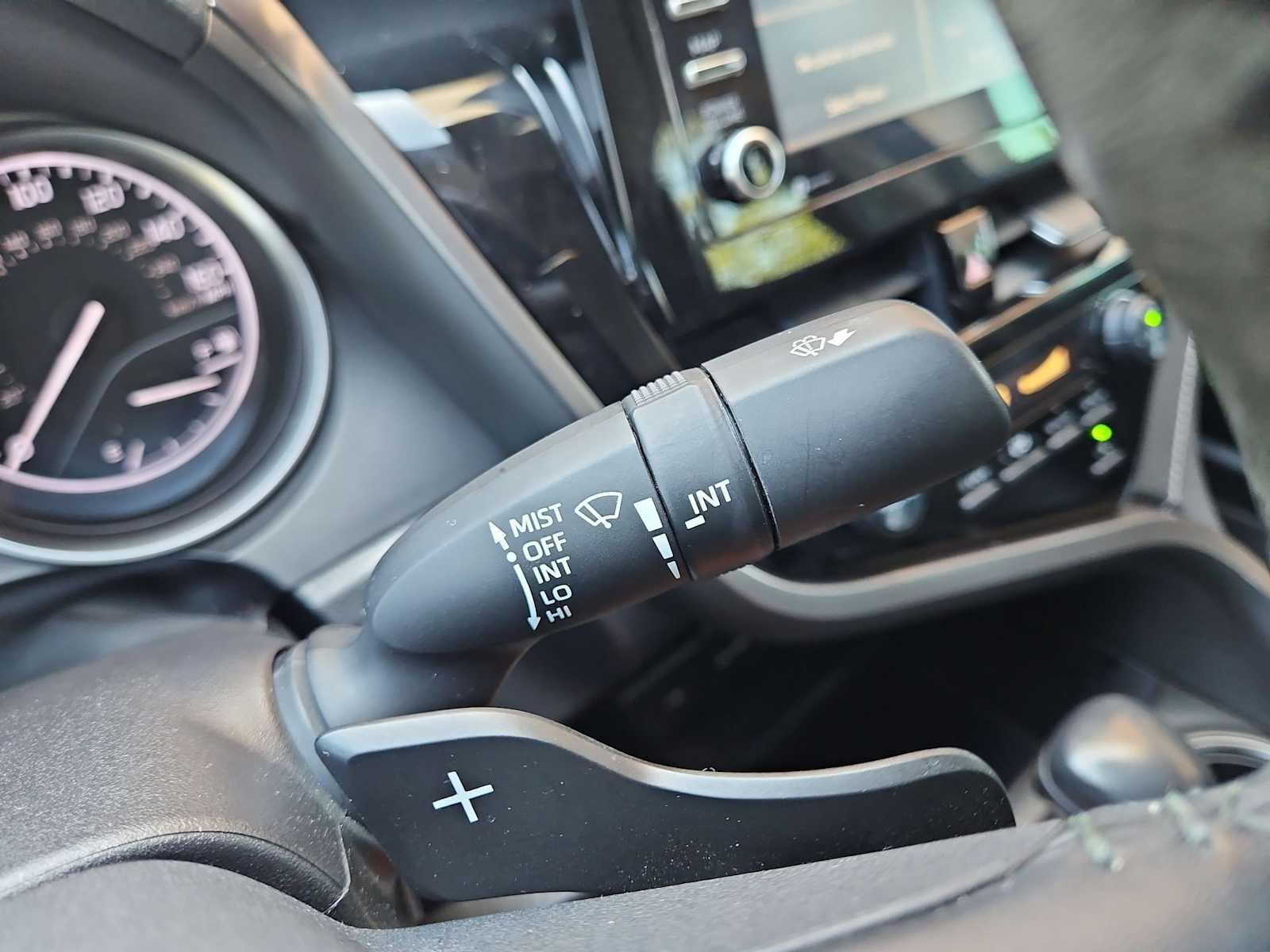 Thumbnail: 2021 Toyota Camry - 25