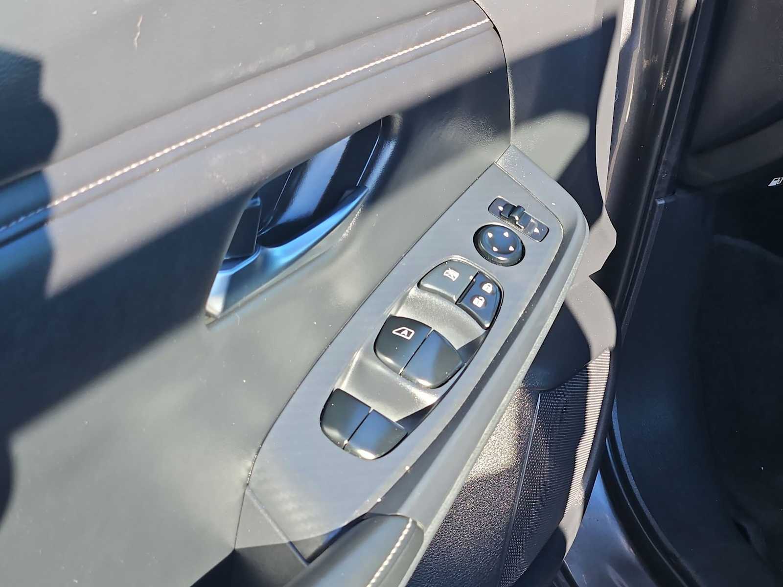 Thumbnail: 2024 Nissan Sentra - 17