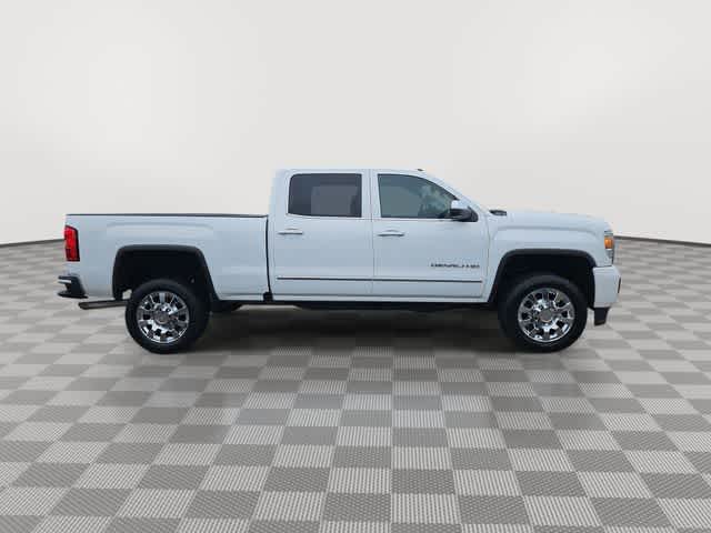 Thumbnail: 2019 GMC Sierra 2500 - 17
