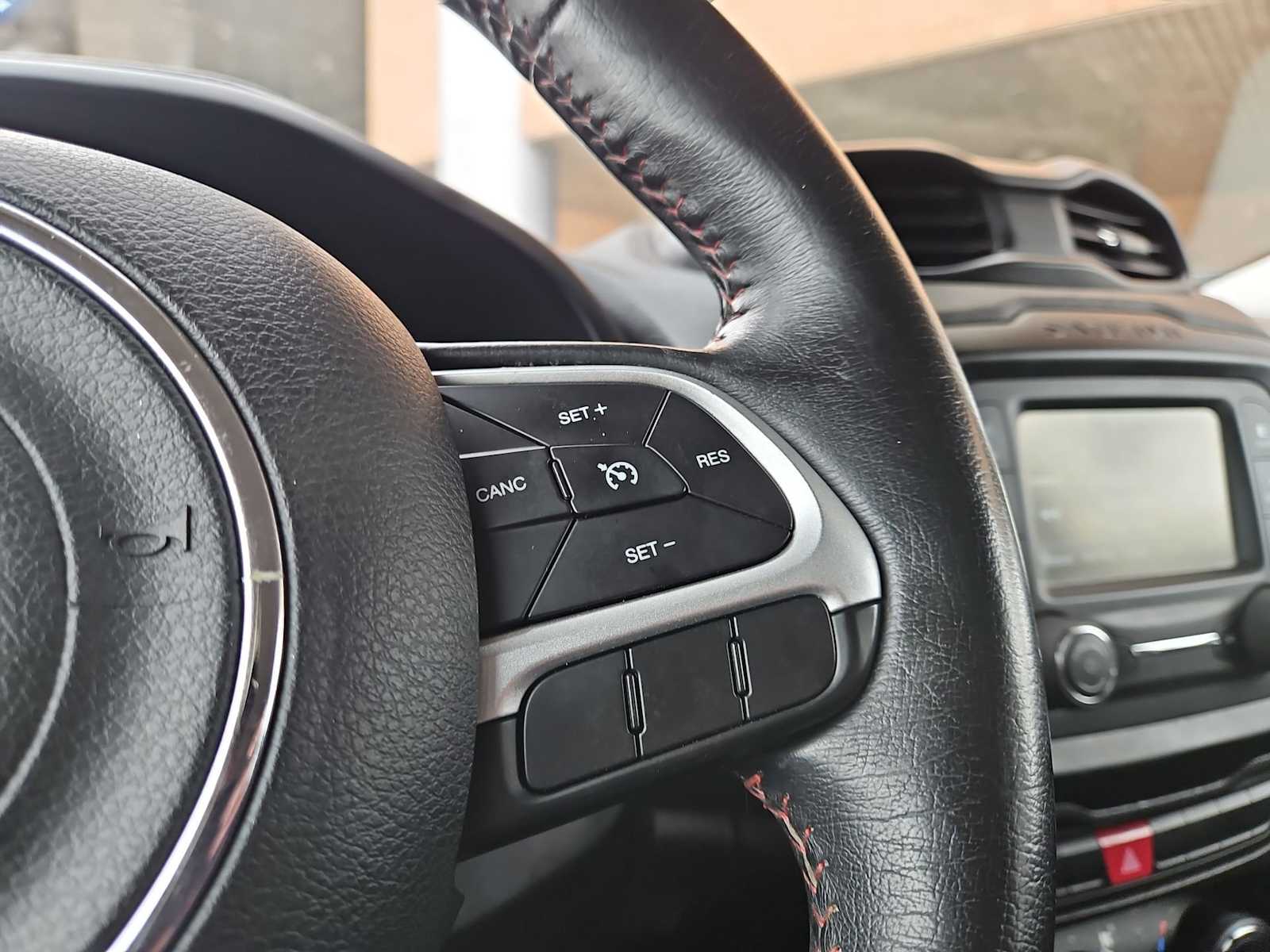 Thumbnail: 2015 Jeep Renegade - 24