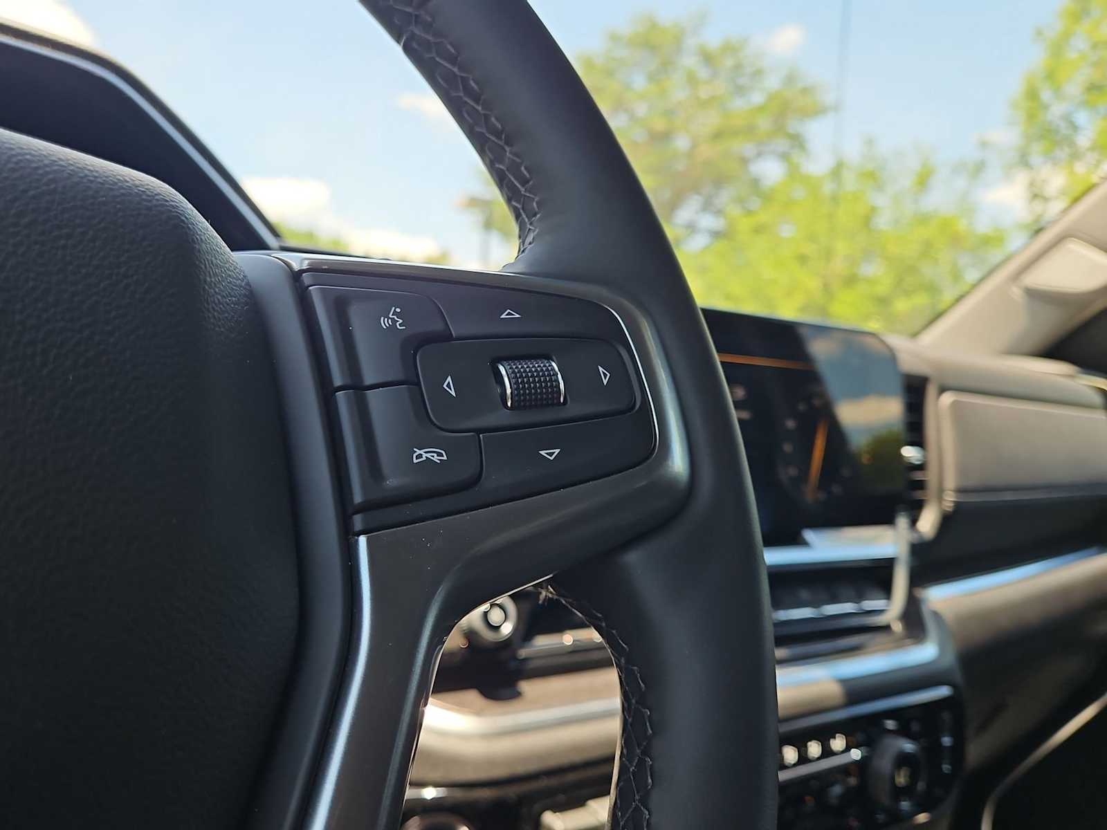Thumbnail: 2026 Chevrolet Silverado 1500 - 26