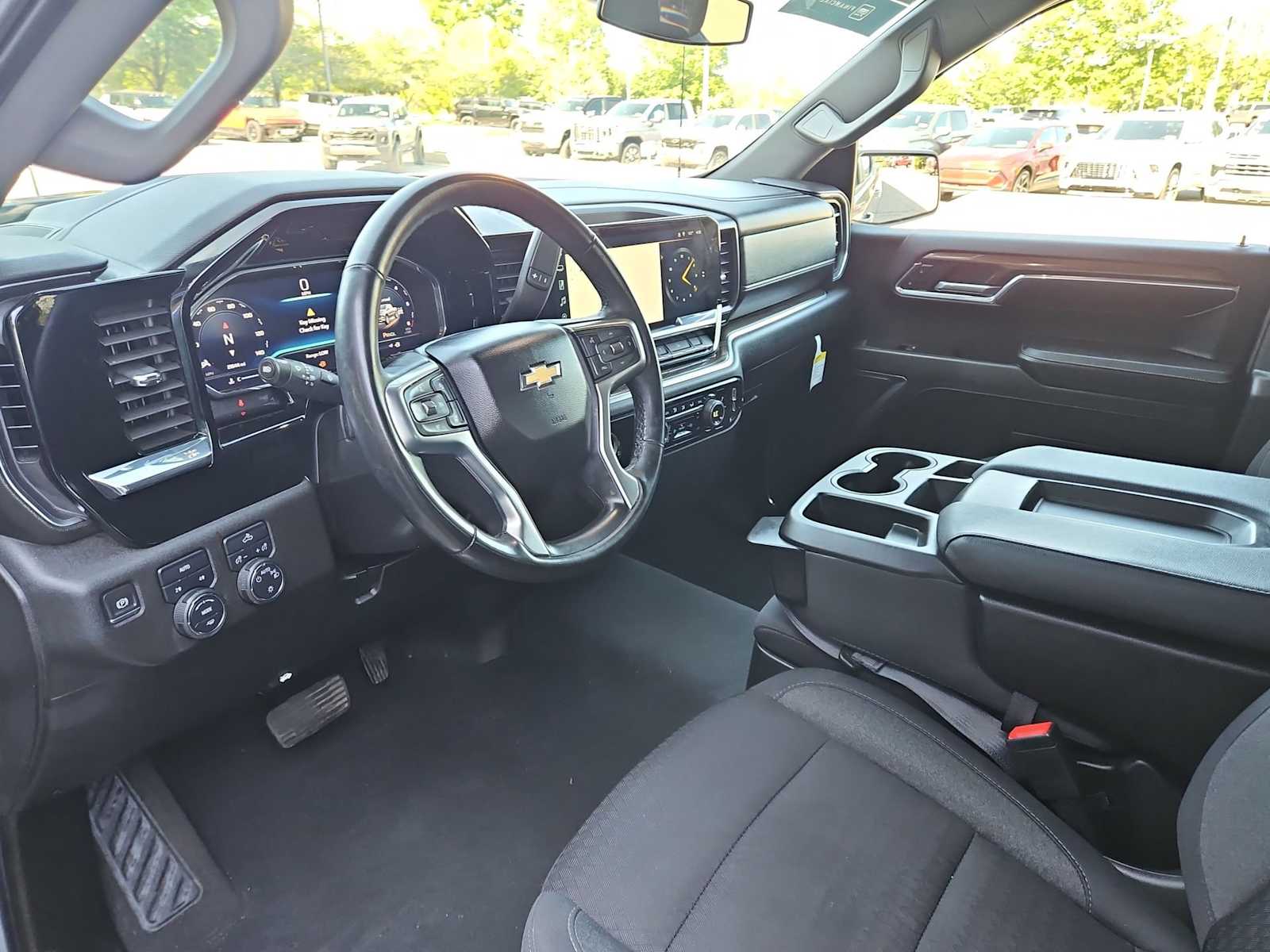 Thumbnail: 2024 Chevrolet Silverado 1500 - 9