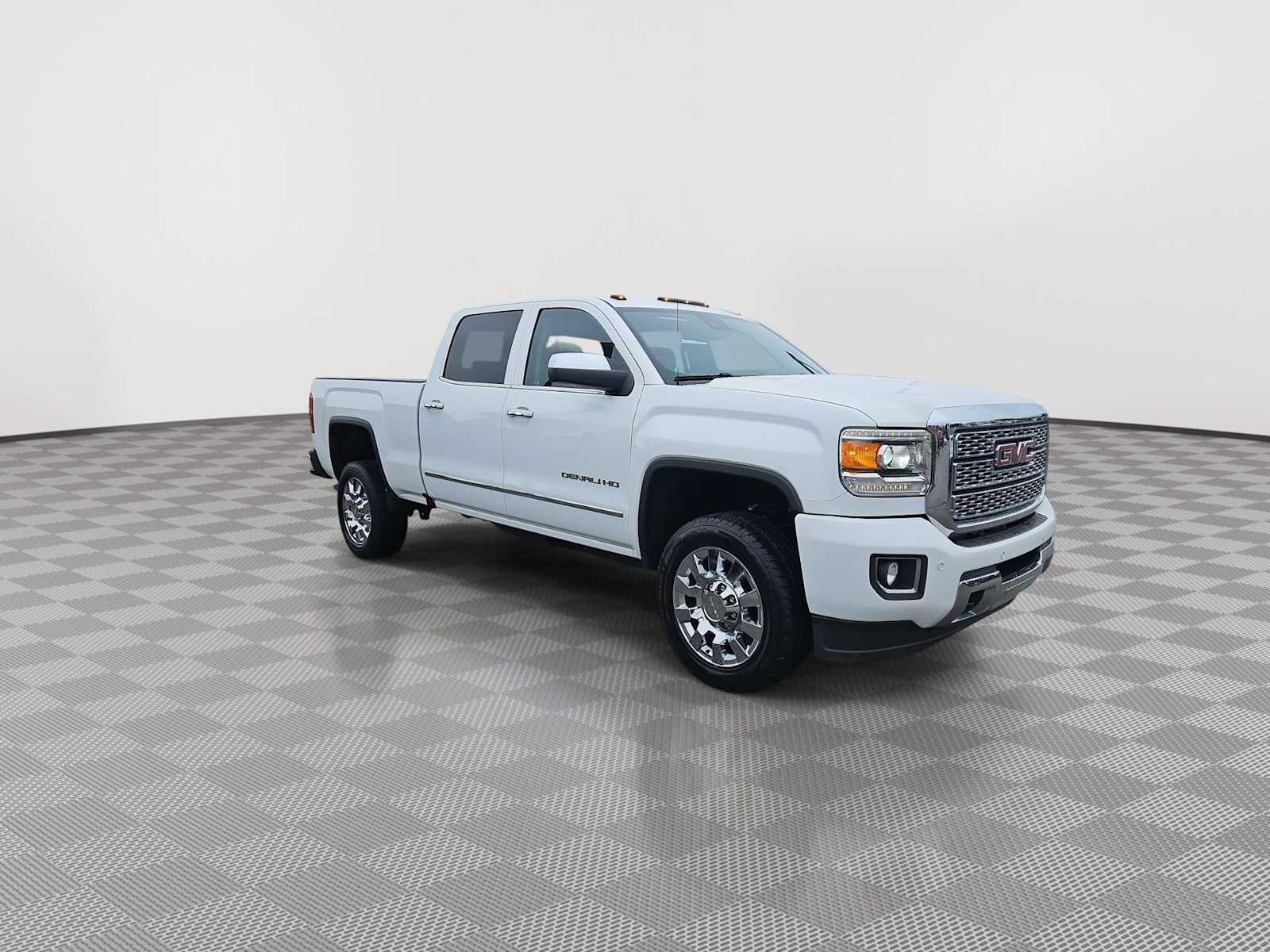 Thumbnail: 2019 GMC Sierra 2500 - 3