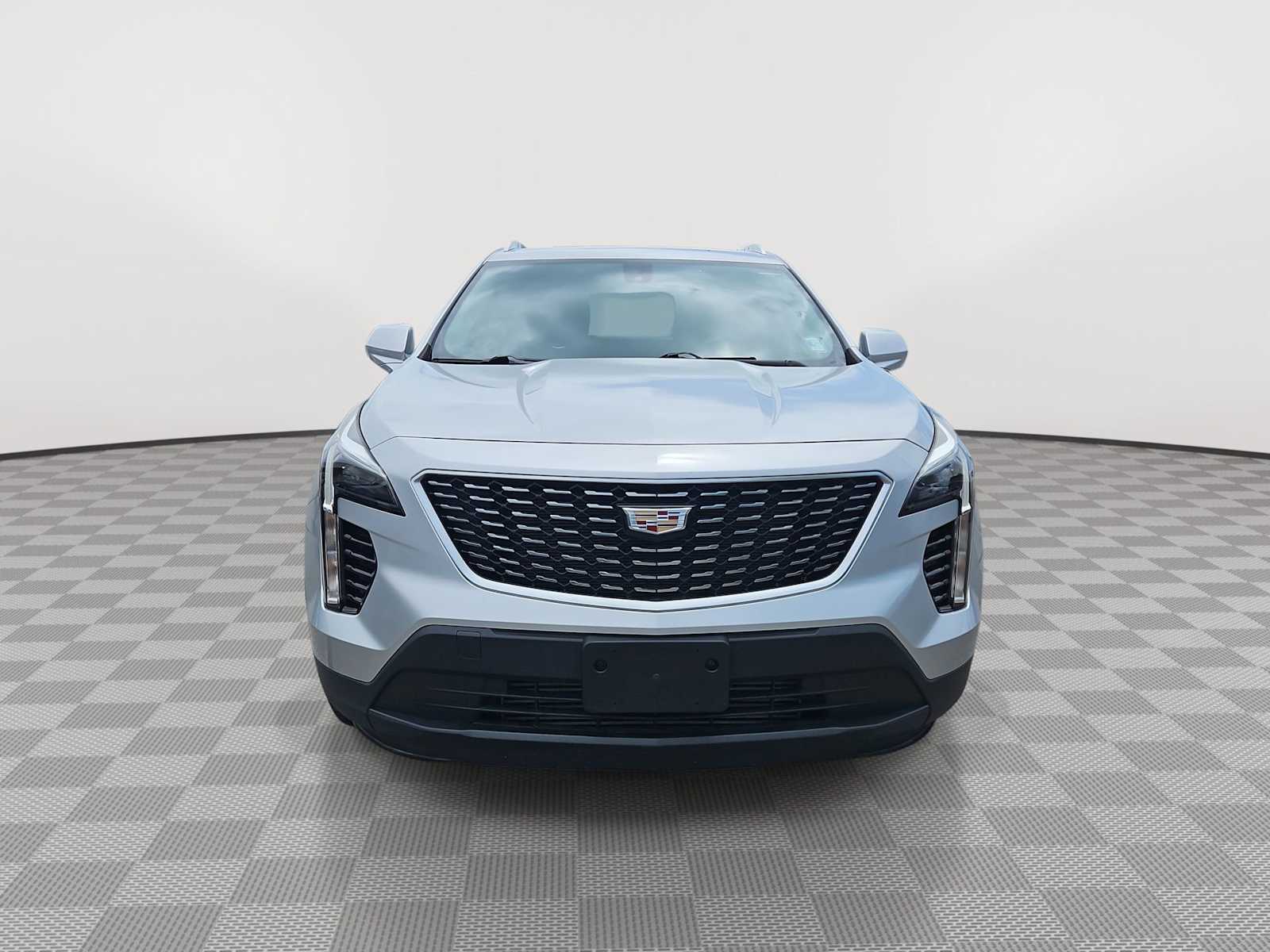 Thumbnail: 2019 Cadillac XT4 - 3