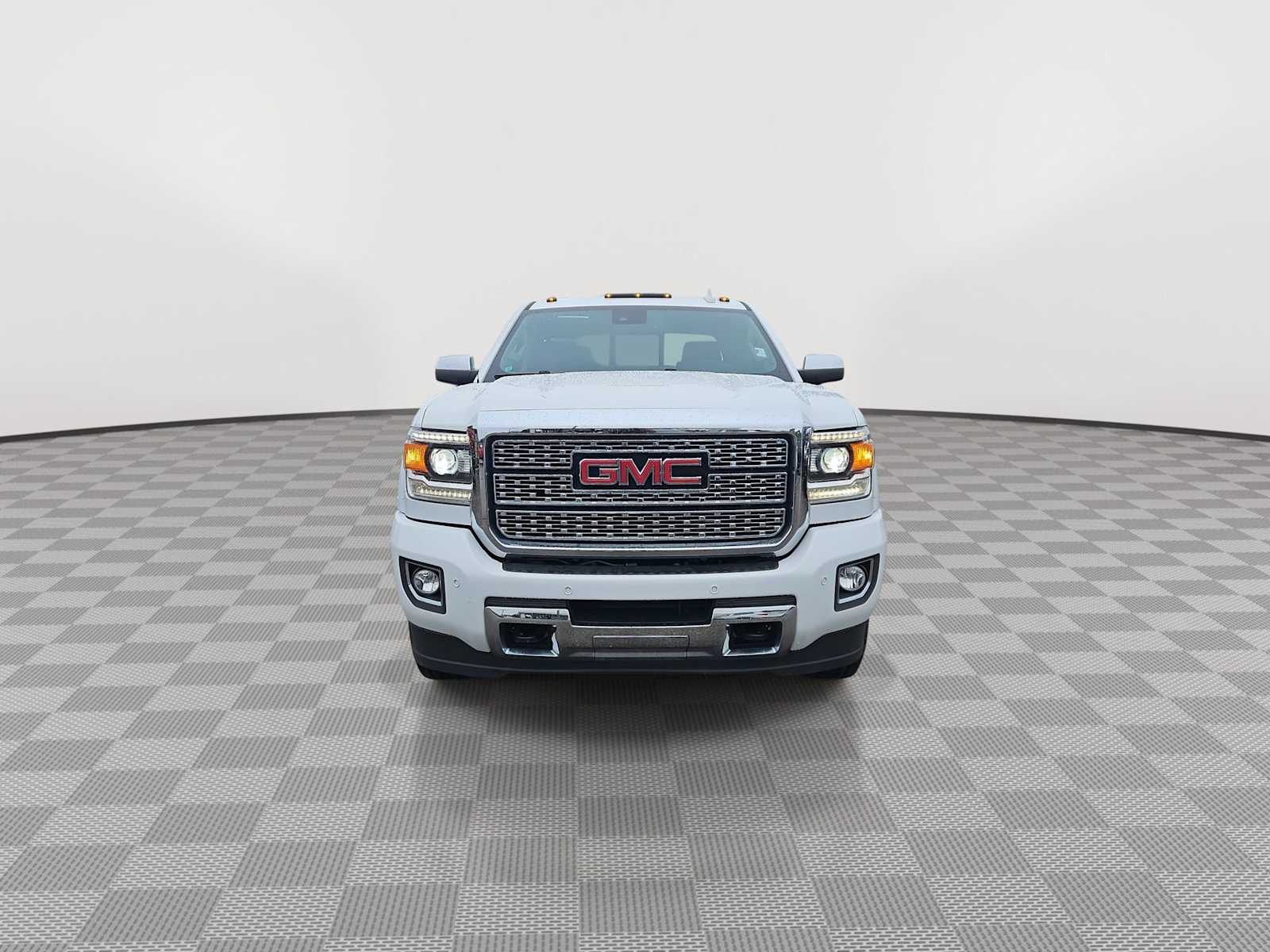 Thumbnail: 2019 GMC Sierra 2500 - 5