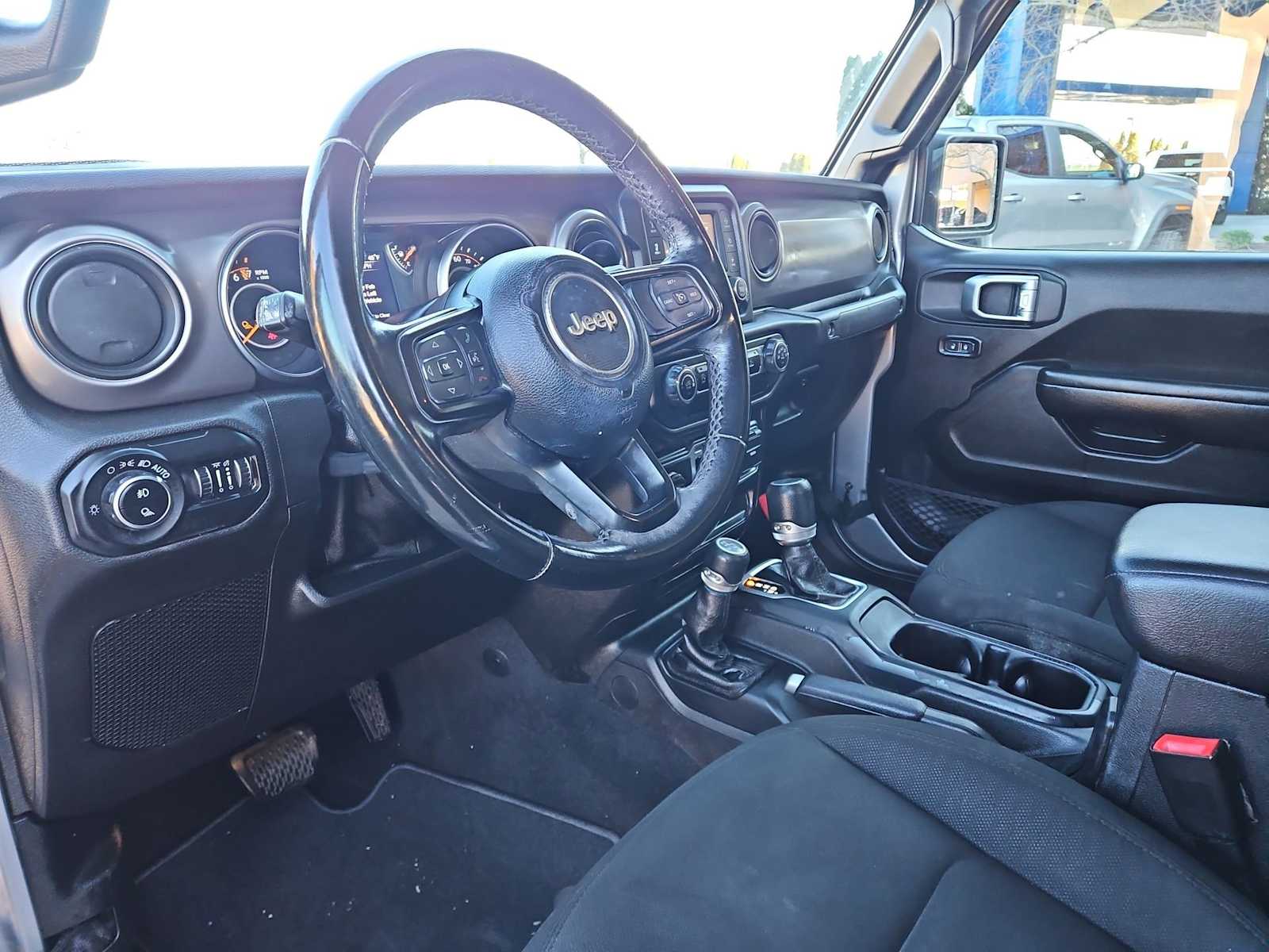 Thumbnail: 2020 Jeep Gladiator - 10