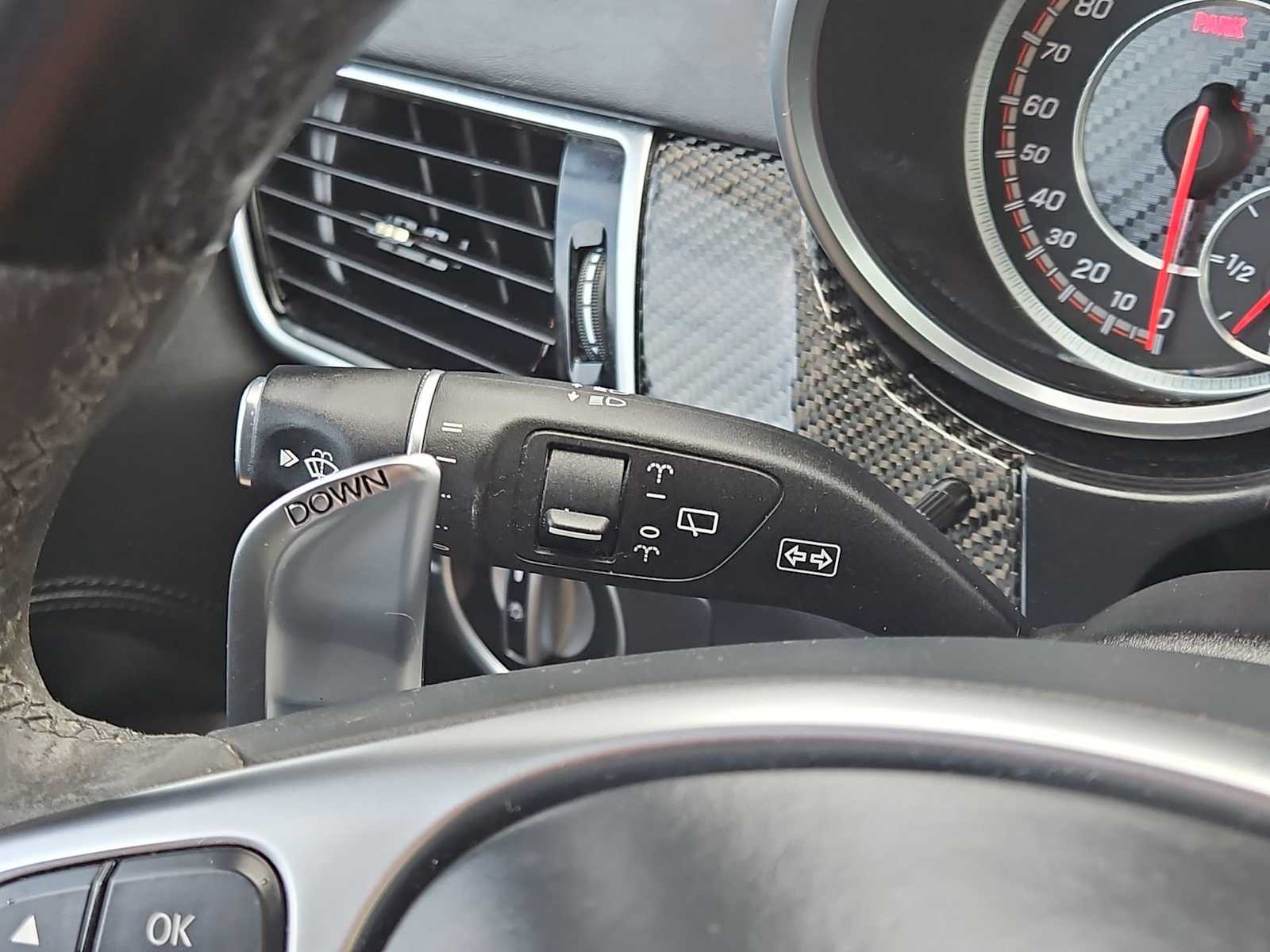 Thumbnail: 2017 Mercedes-Benz GL-Class - 26