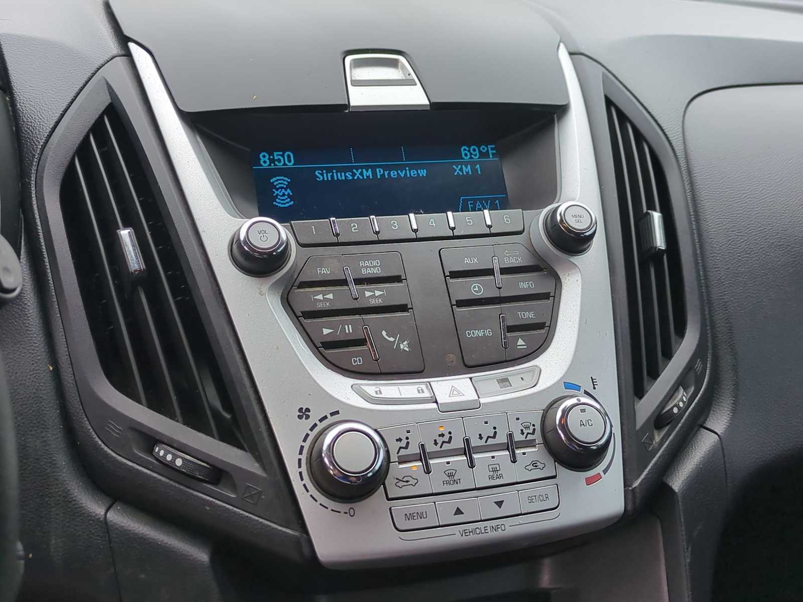 Thumbnail: 2014 Chevrolet Equinox - 28