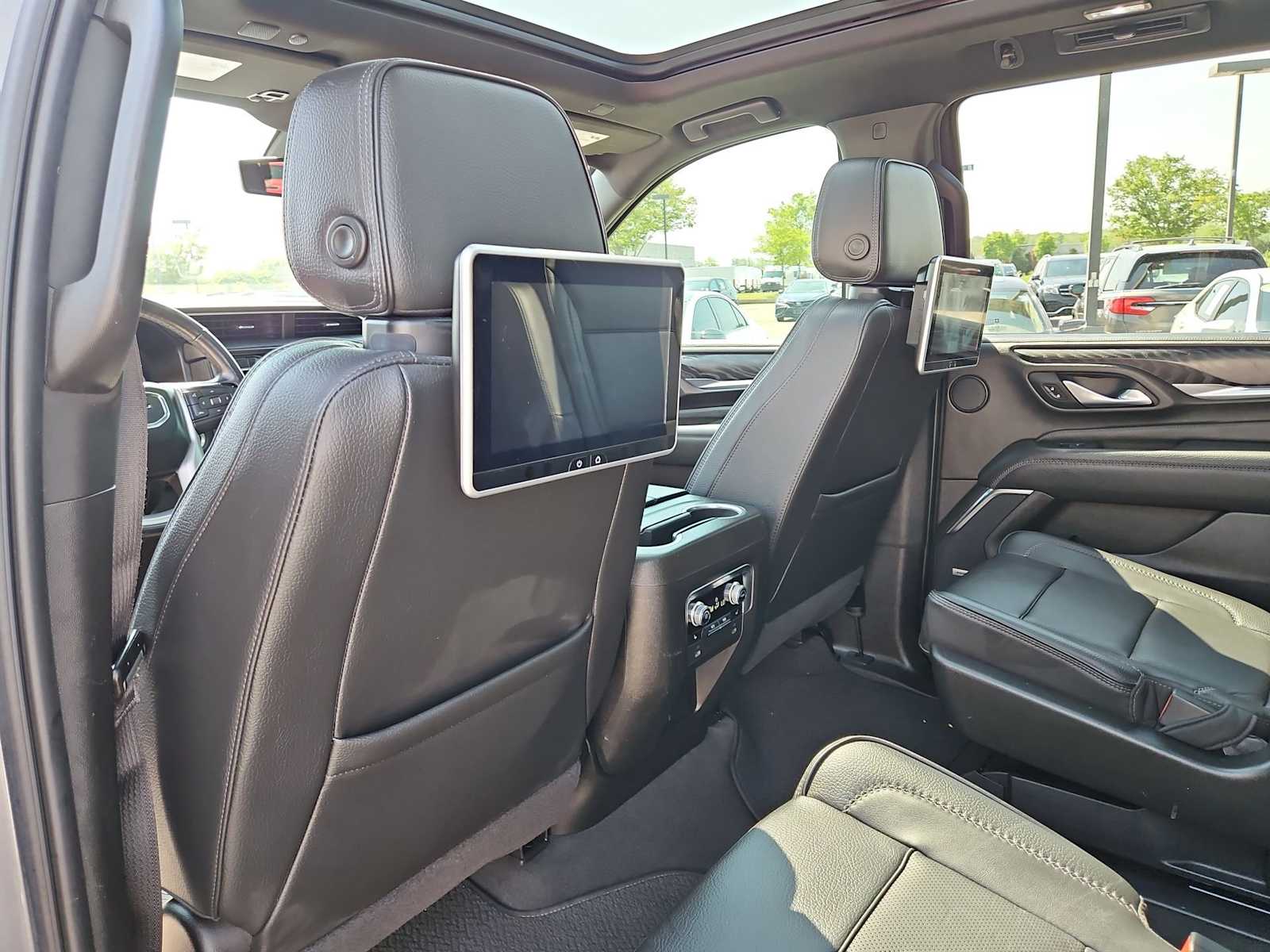 Thumbnail: 2021 GMC Yukon - 19