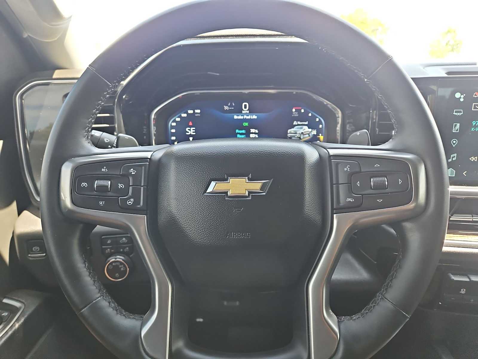 Thumbnail: 2023 Chevrolet Silverado 1500 - 23