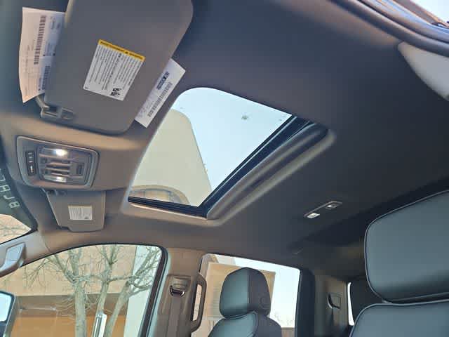 Thumbnail: 2026 GMC Sierra 2500 - 19