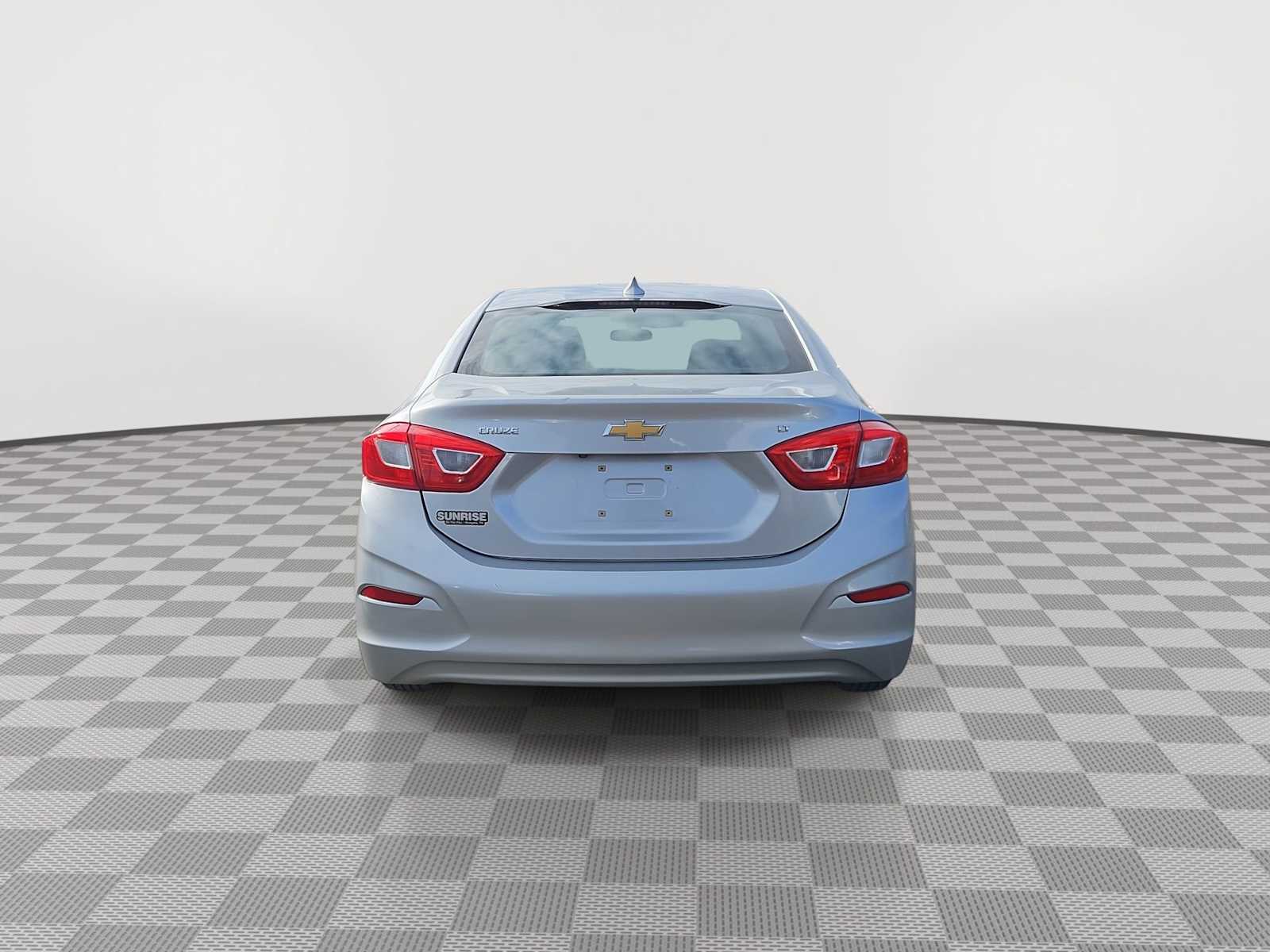 Thumbnail: 2017 Chevrolet Cruze - 7