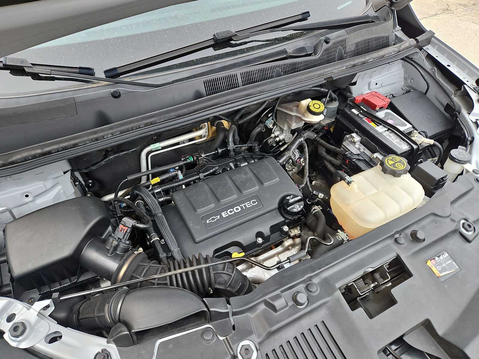 Thumbnail: 2017 Chevrolet Trax - 14