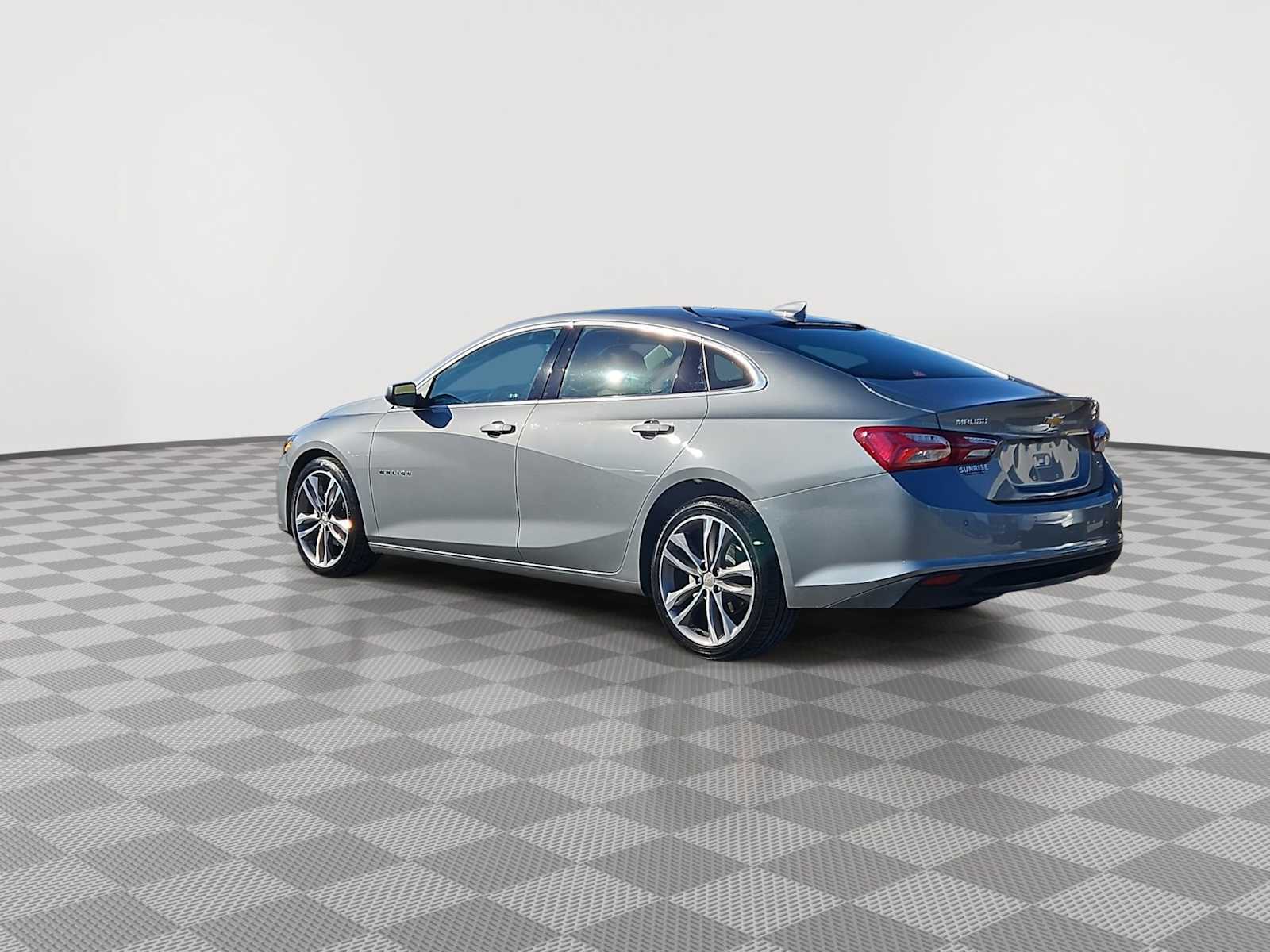 Thumbnail: 2024 Chevrolet Malibu - 6