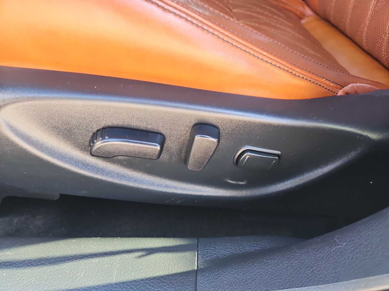 Thumbnail: 2019 Nissan Maxima - 18