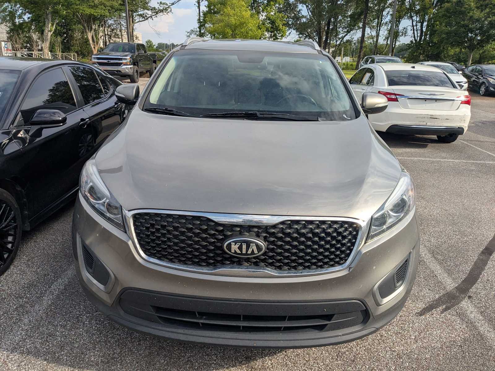 Thumbnail: 2016 Kia Sorento - 2
