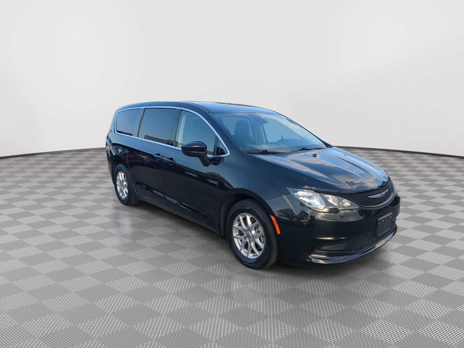 Thumbnail: 2023 Chrysler Voyager - 2