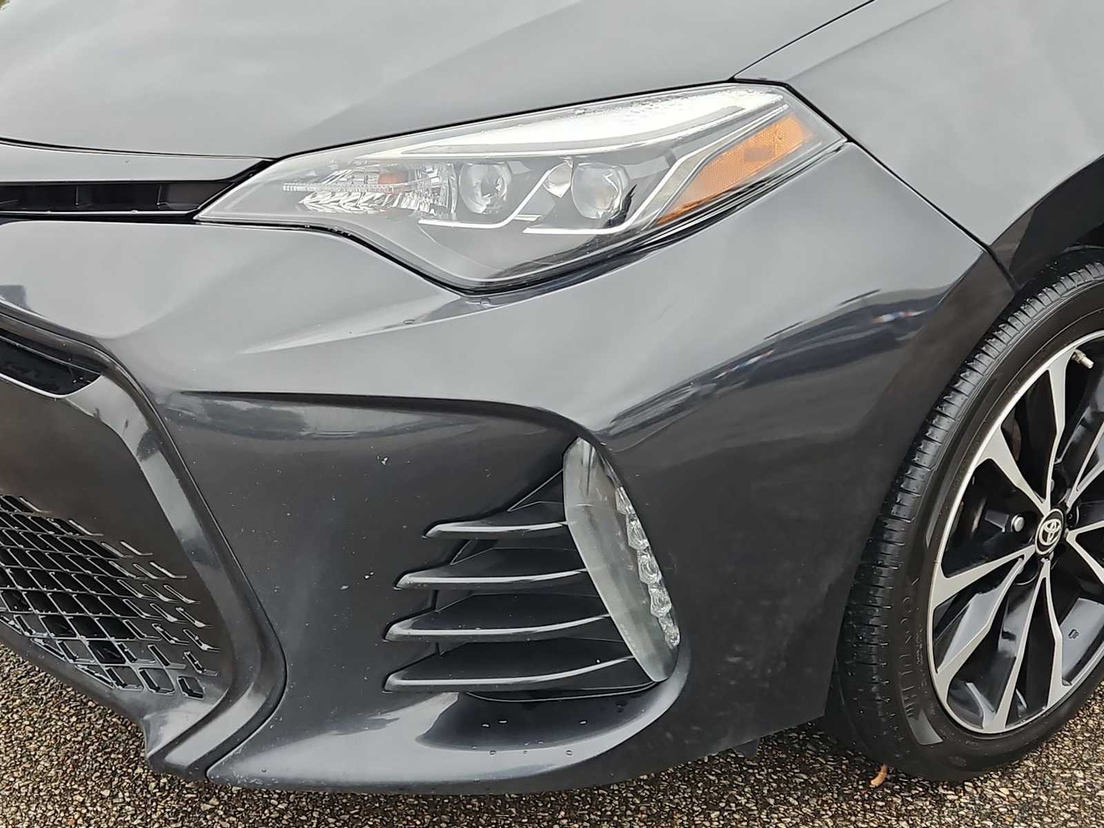 Thumbnail: 2018 Toyota Corolla - 11