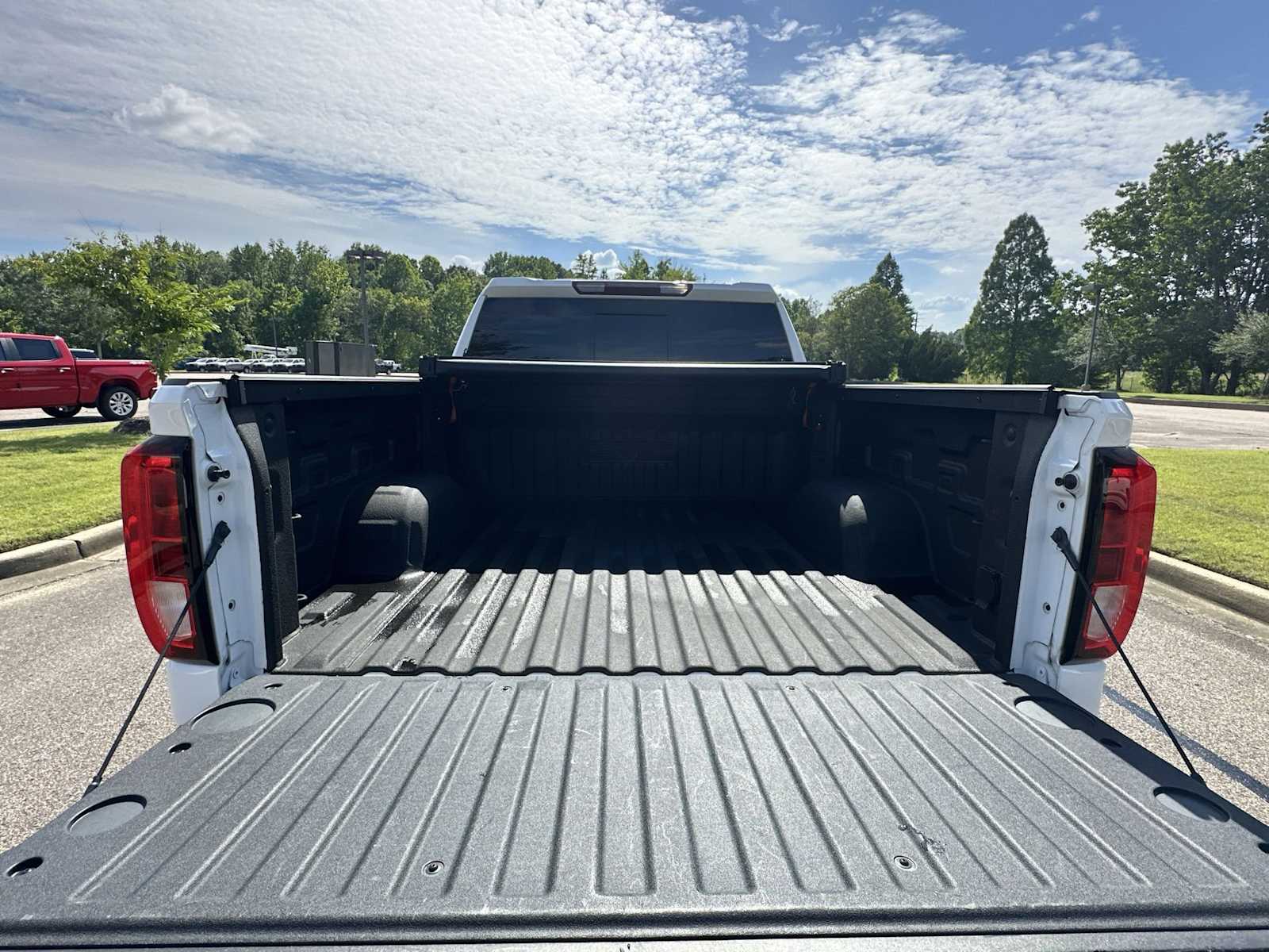 Thumbnail: 2019 GMC Sierra 1500 - 32