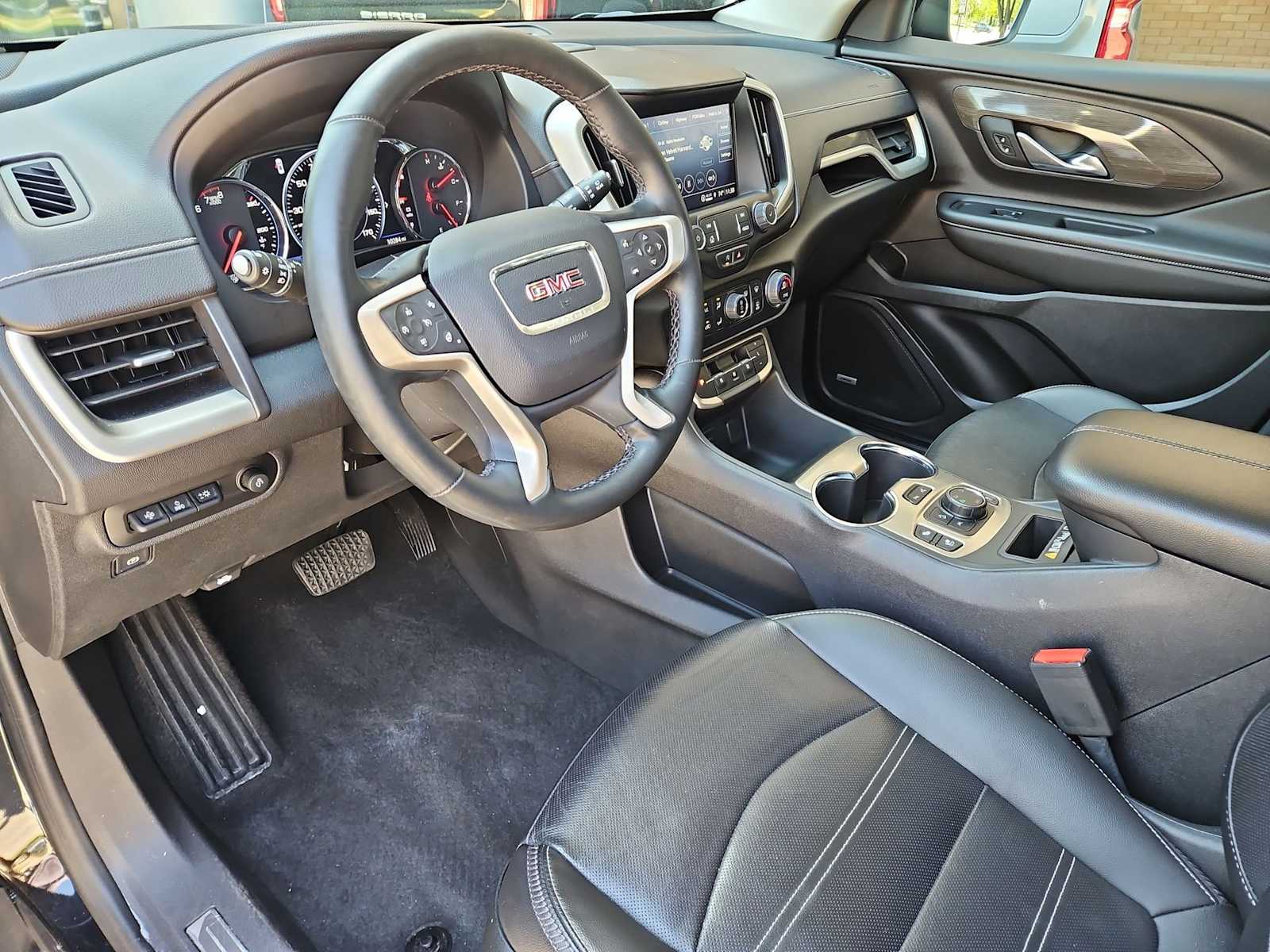 Thumbnail: 2024 GMC Terrain - 10