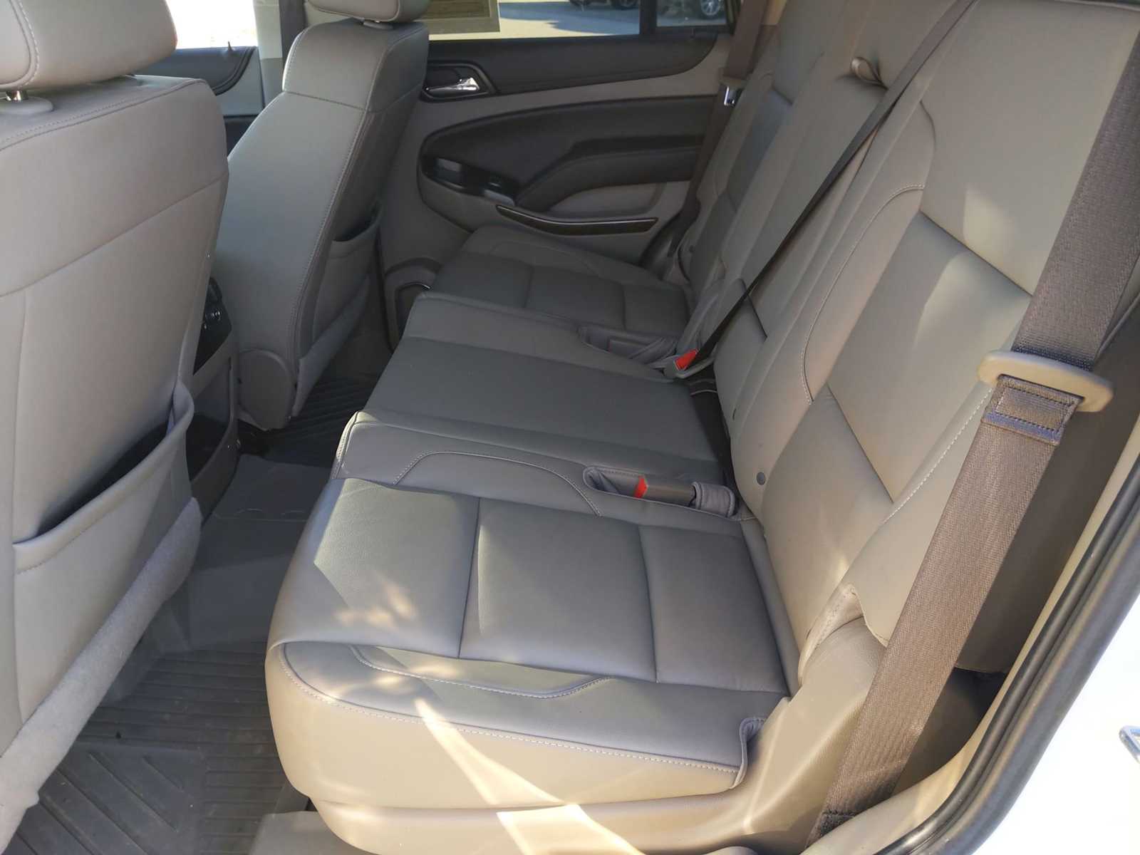 Thumbnail: 2019 Chevrolet Tahoe - 25