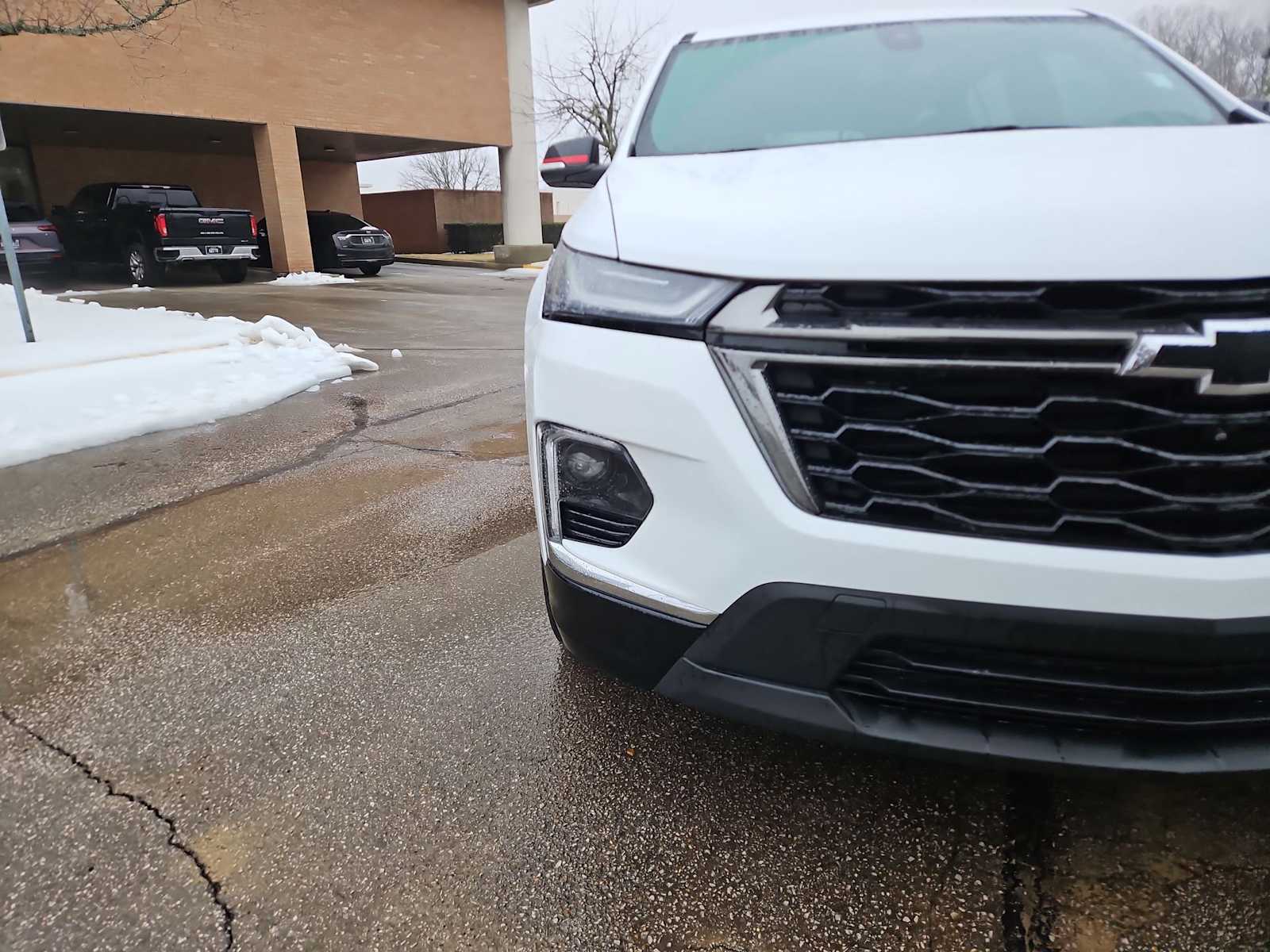 Thumbnail: 2023 Chevrolet Traverse - 11