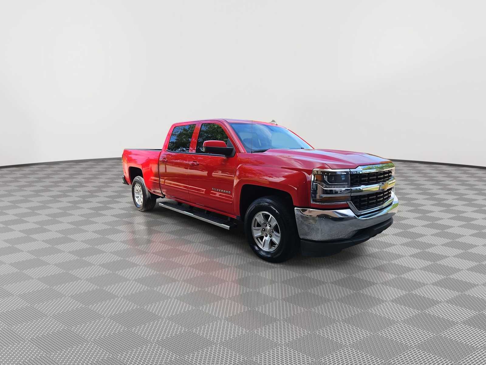 Thumbnail: 2016 Chevrolet Silverado 1500 - 3