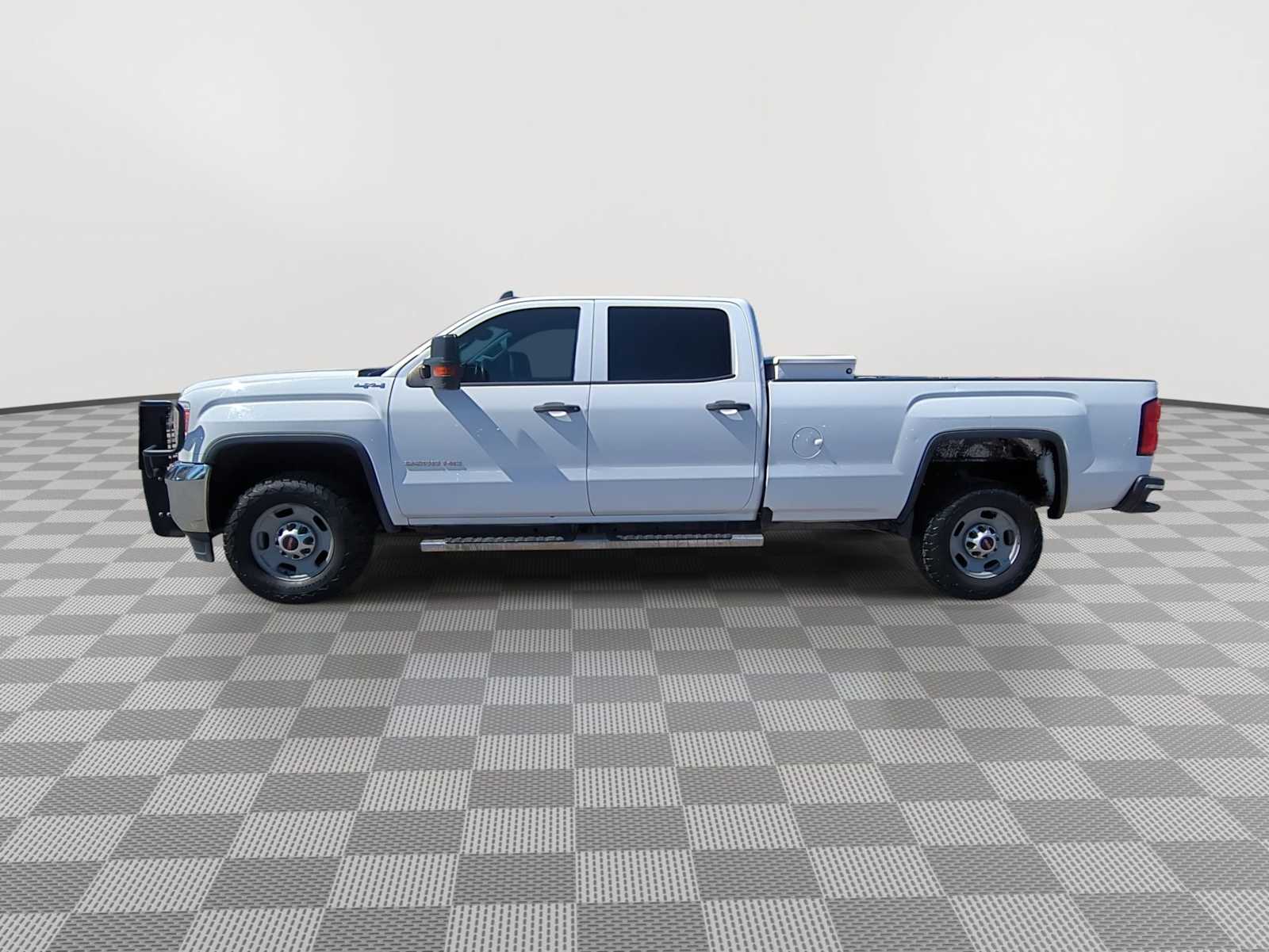 Thumbnail: 2017 GMC Sierra 2500 - 5
