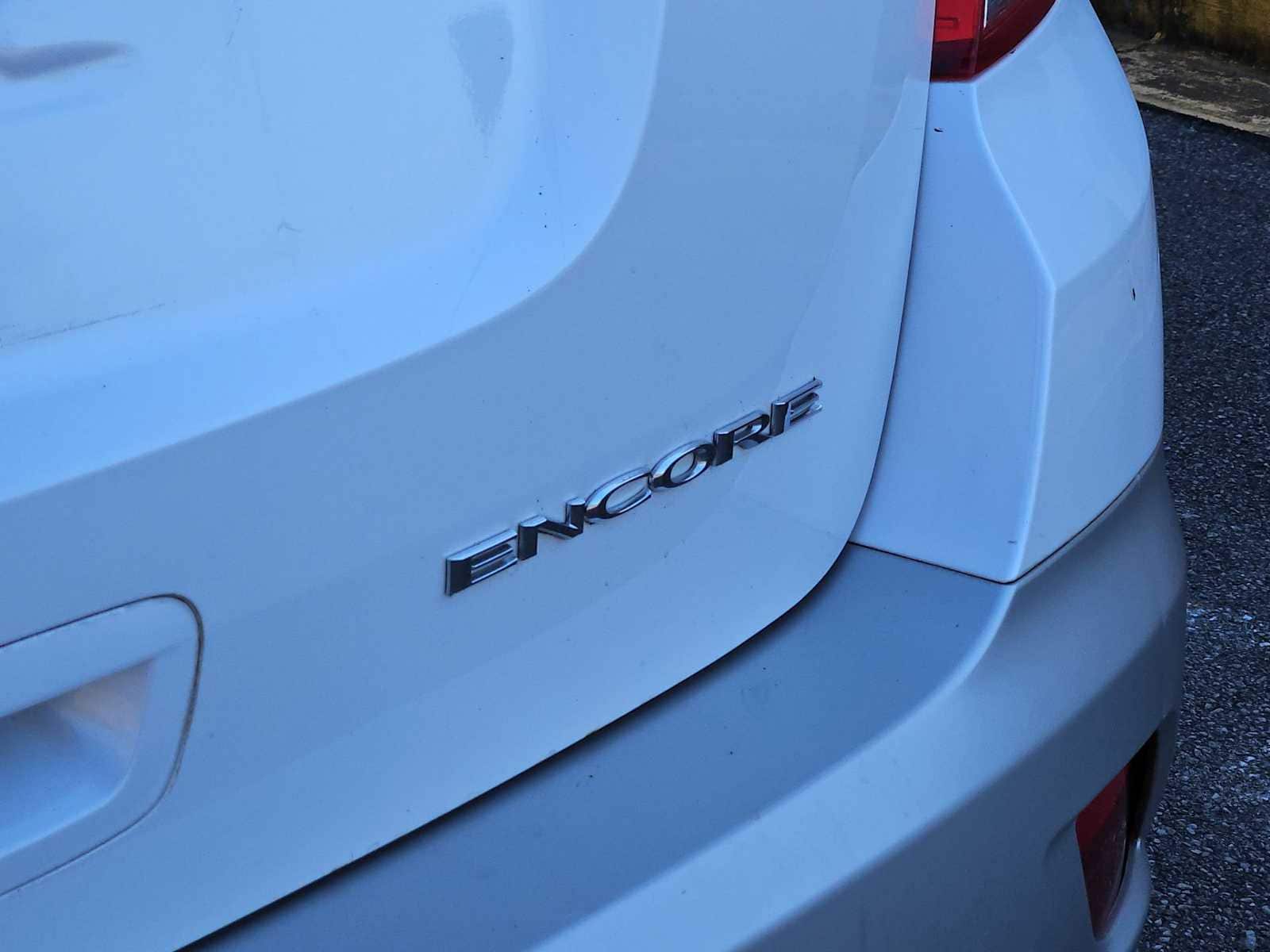 Thumbnail: 2014 Buick Encore - 12