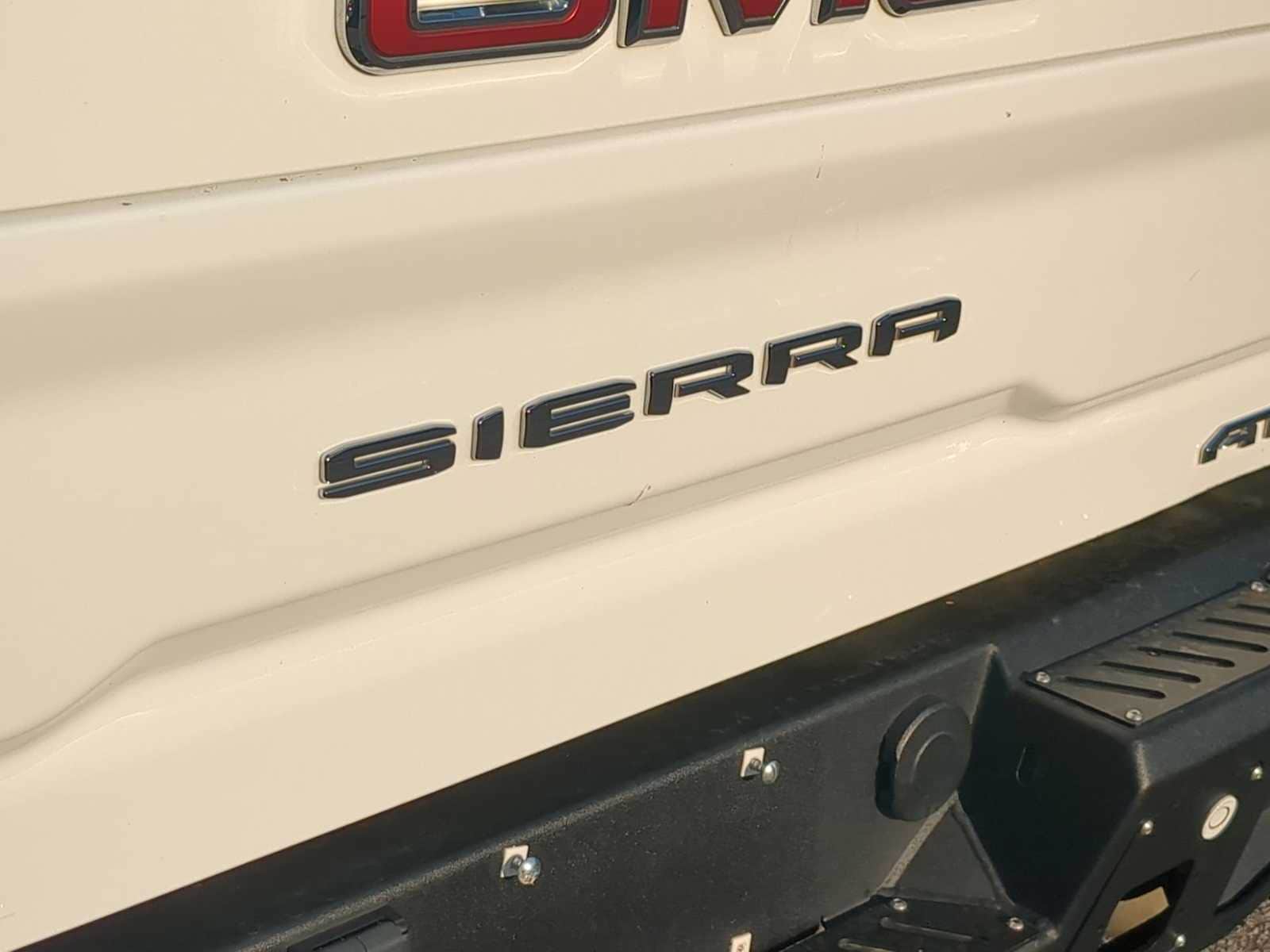 Thumbnail: 2022 GMC Sierra 3500 - 13