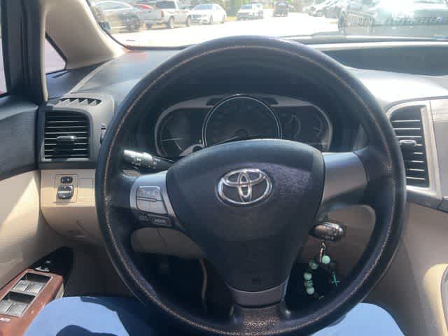 Thumbnail: 2009 Toyota Venza - 9