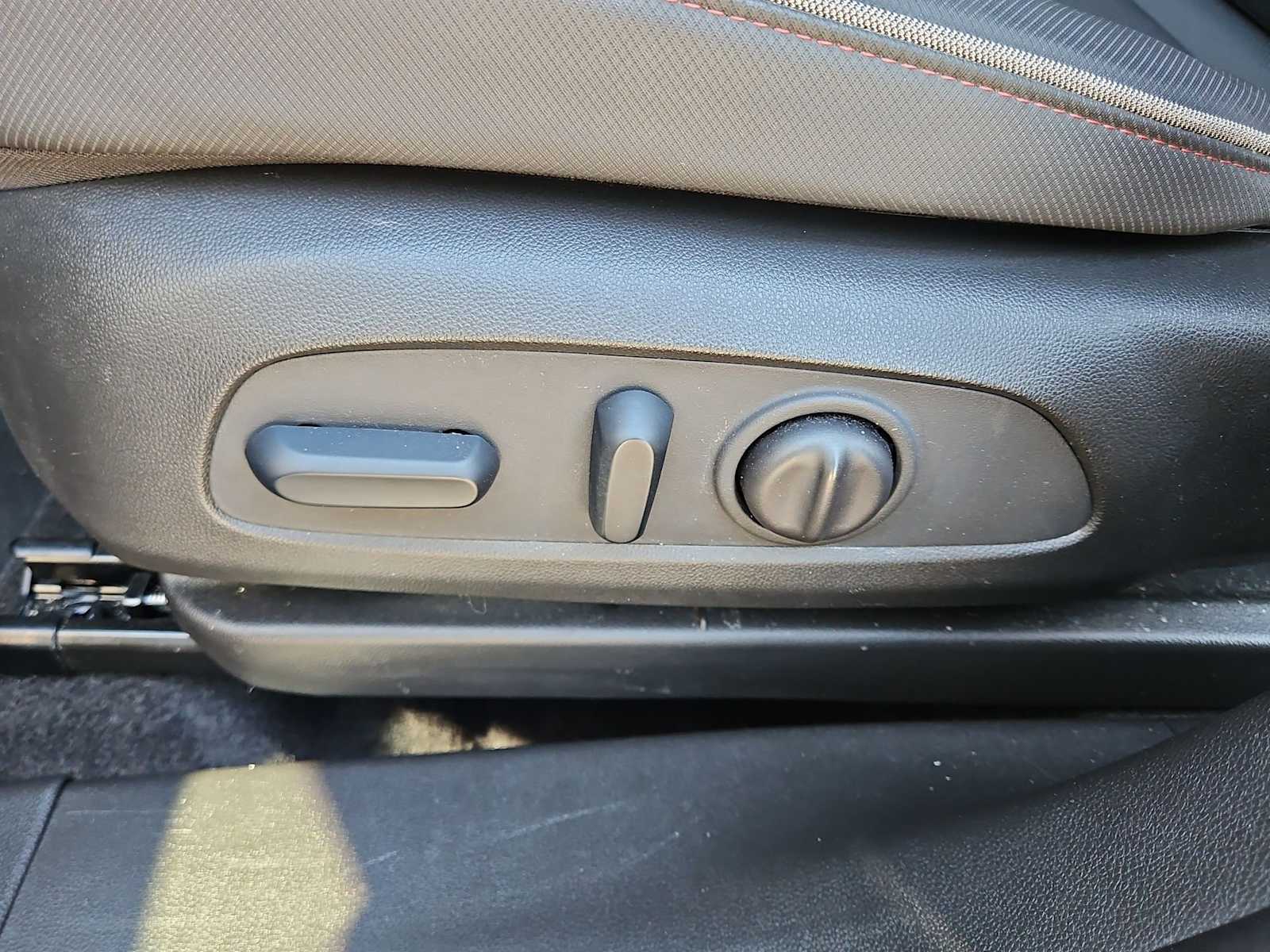 Thumbnail: 2023 Chevrolet TrailBlazer - 17