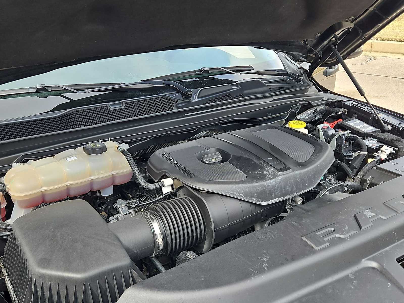 Thumbnail: 2025 RAM 1500 - 15