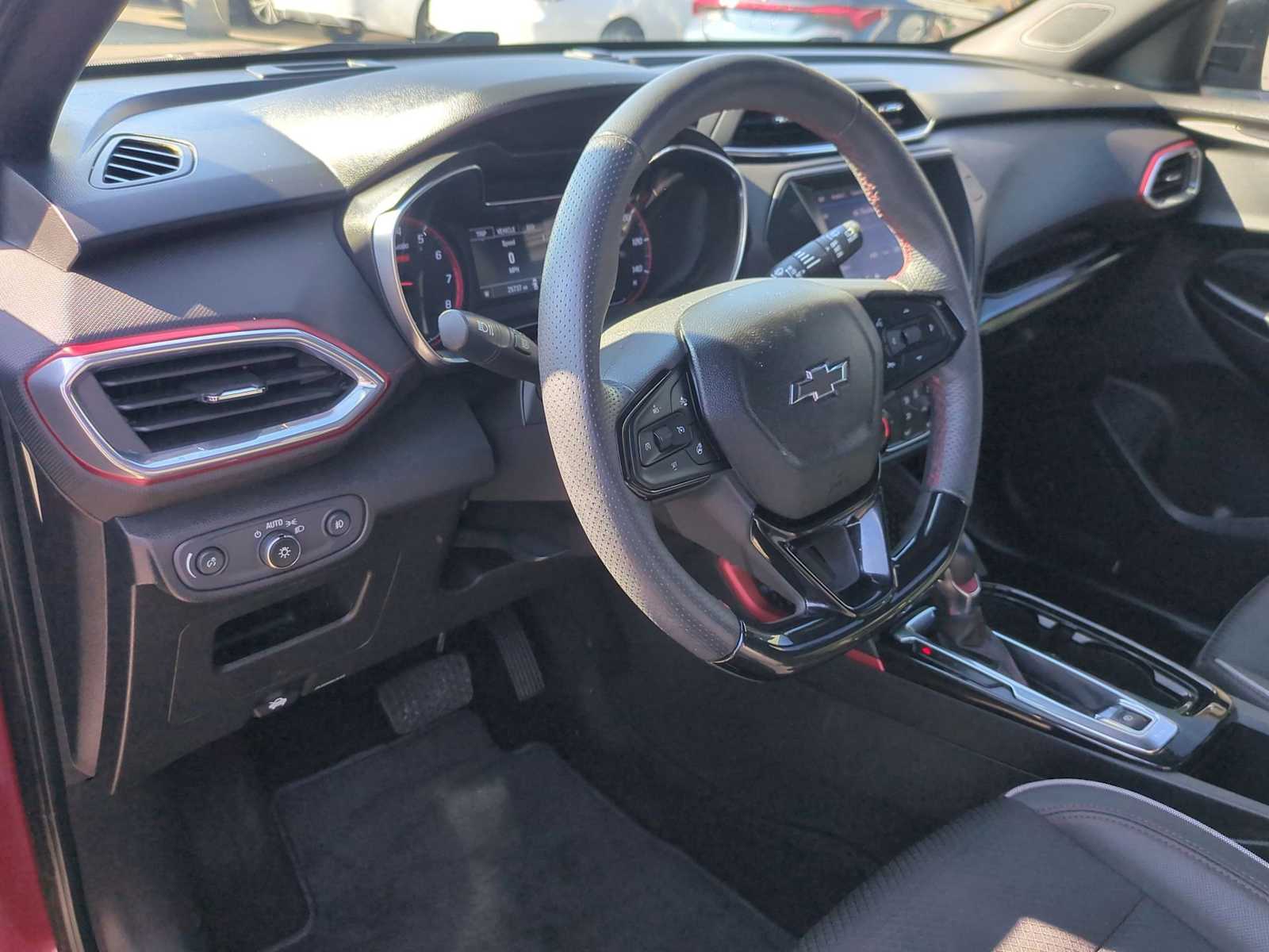 Thumbnail: 2022 Chevrolet TrailBlazer - 10