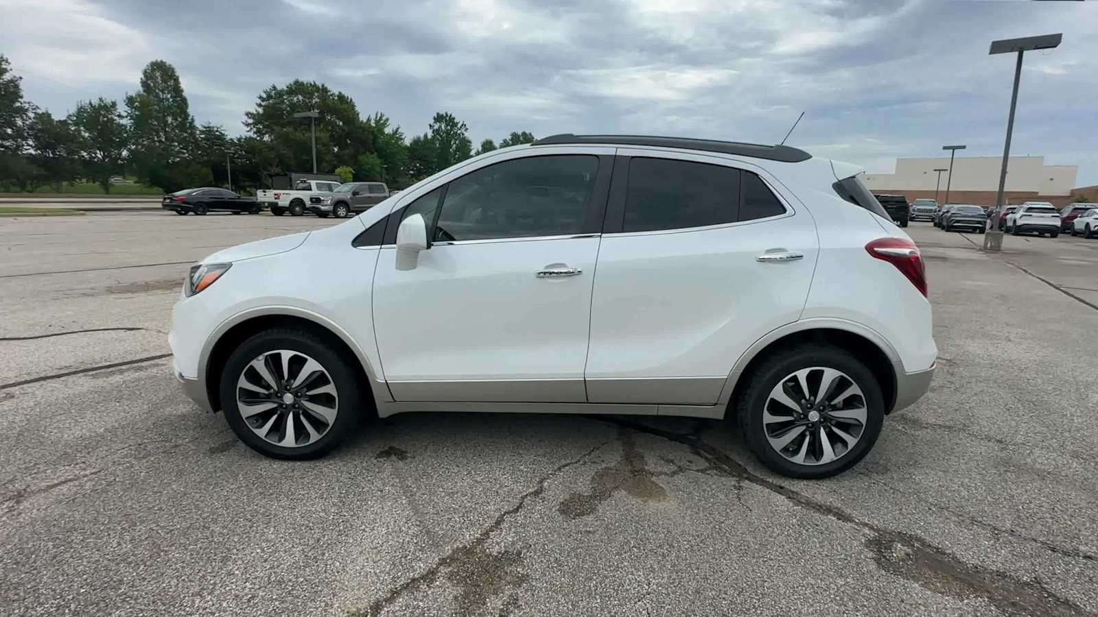 Thumbnail: 2021 Buick Encore - 5