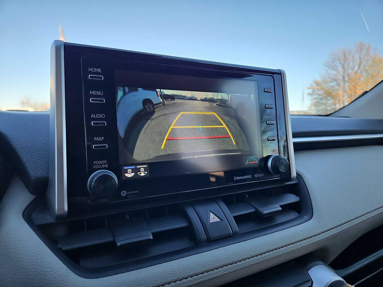 Thumbnail: 2019 Toyota RAV4 - 30