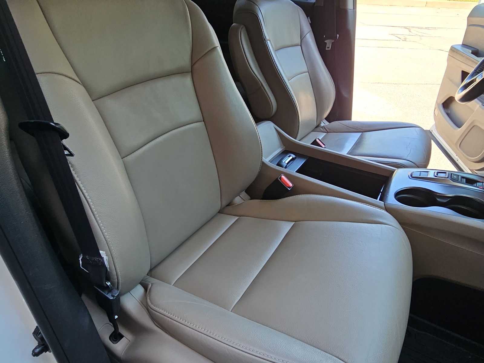 Thumbnail: 2021 Honda Pilot - 23