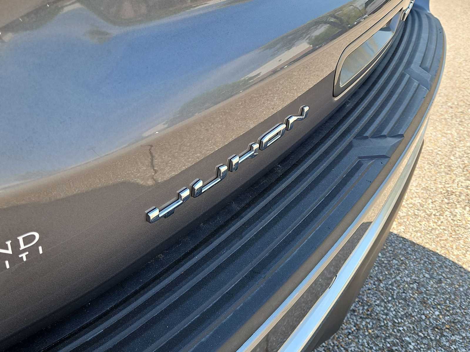 Thumbnail: 2021 GMC Yukon - 13
