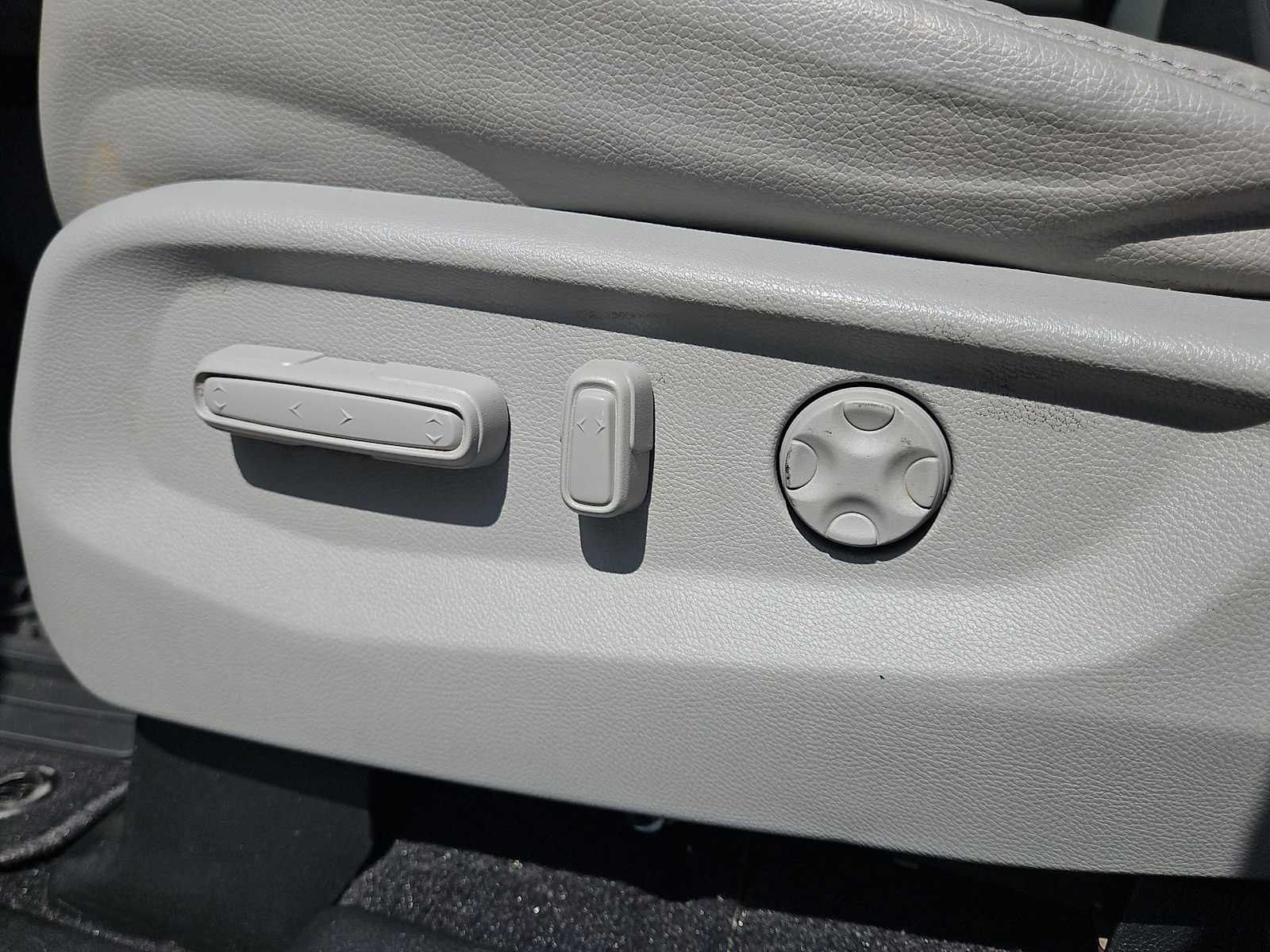 Thumbnail: 2019 Honda Odyssey - 18