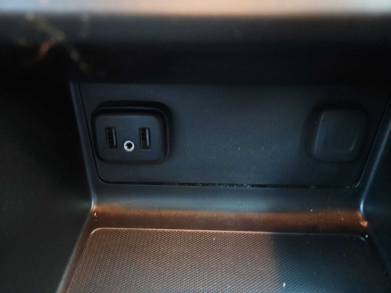 Thumbnail: 2021 GMC Canyon - 31