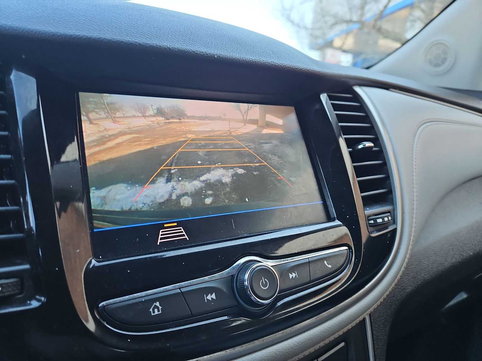 Thumbnail: 2020 Chevrolet Trax - 28