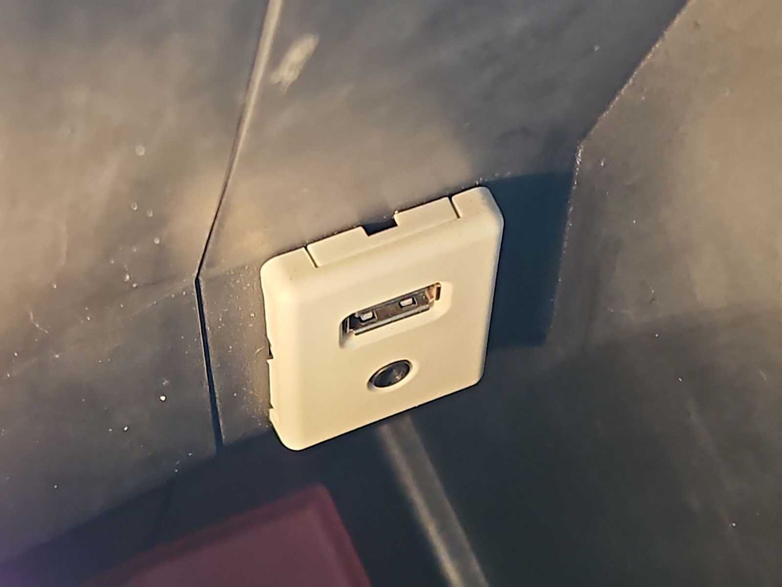 Thumbnail: 2017 GMC Terrain - 32