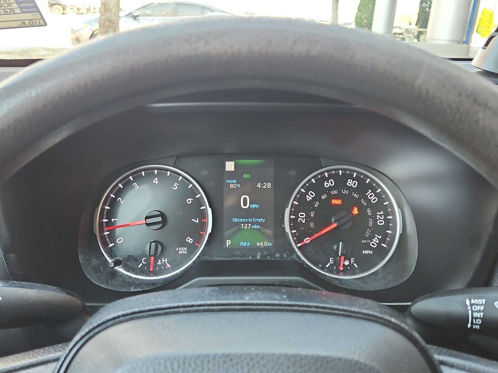 Thumbnail: 2021 Toyota RAV4 - 32