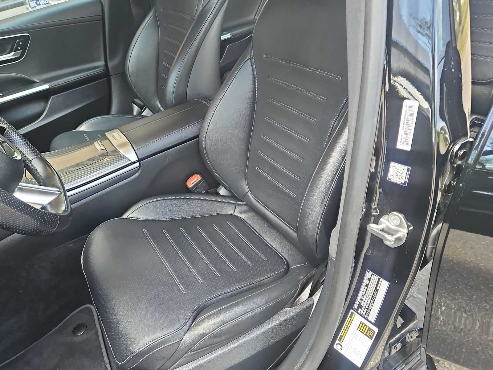 Thumbnail: 2023 Mercedes-Benz C-Class - 16