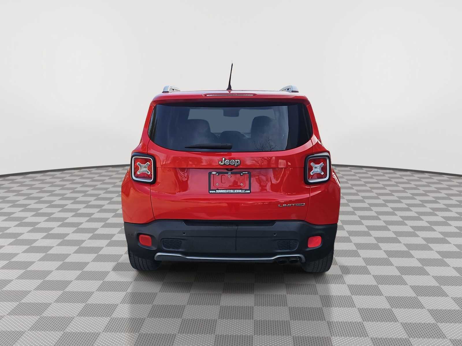 Thumbnail: 2016 Jeep Renegade - 7