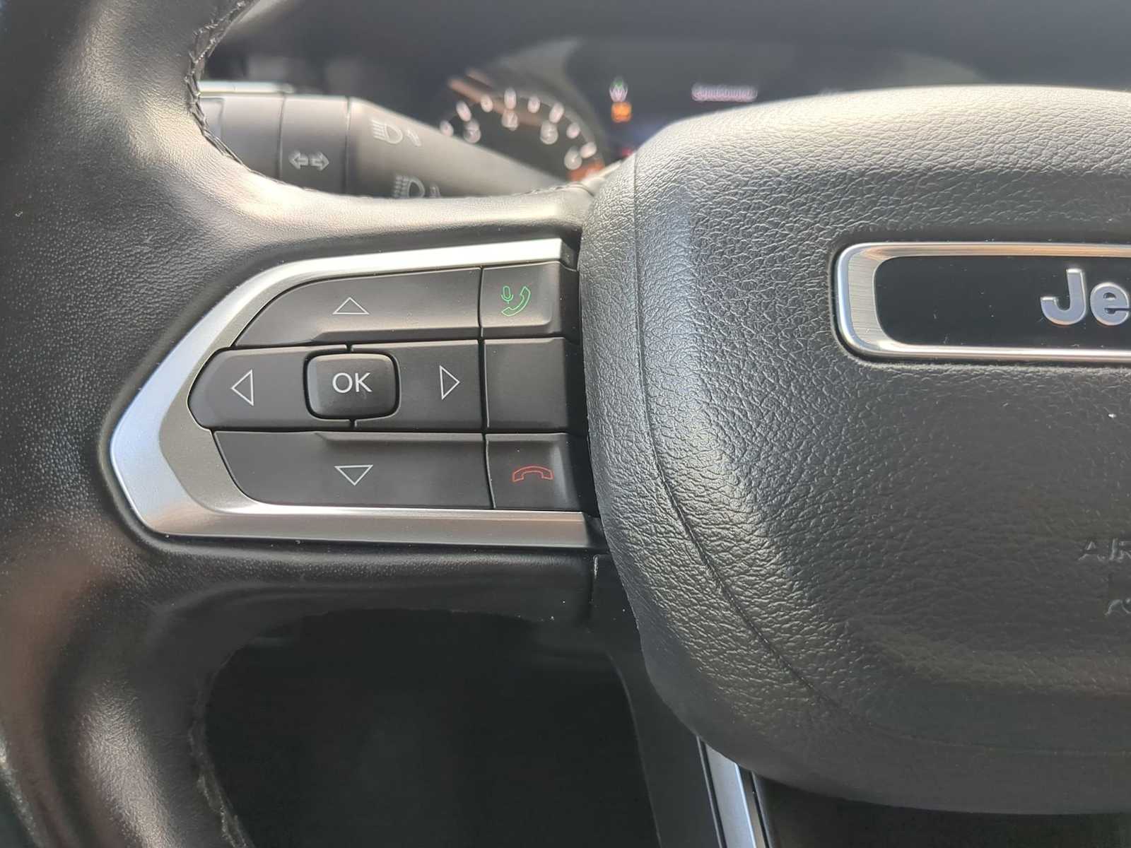 Thumbnail: 2022 Jeep Compass - 24